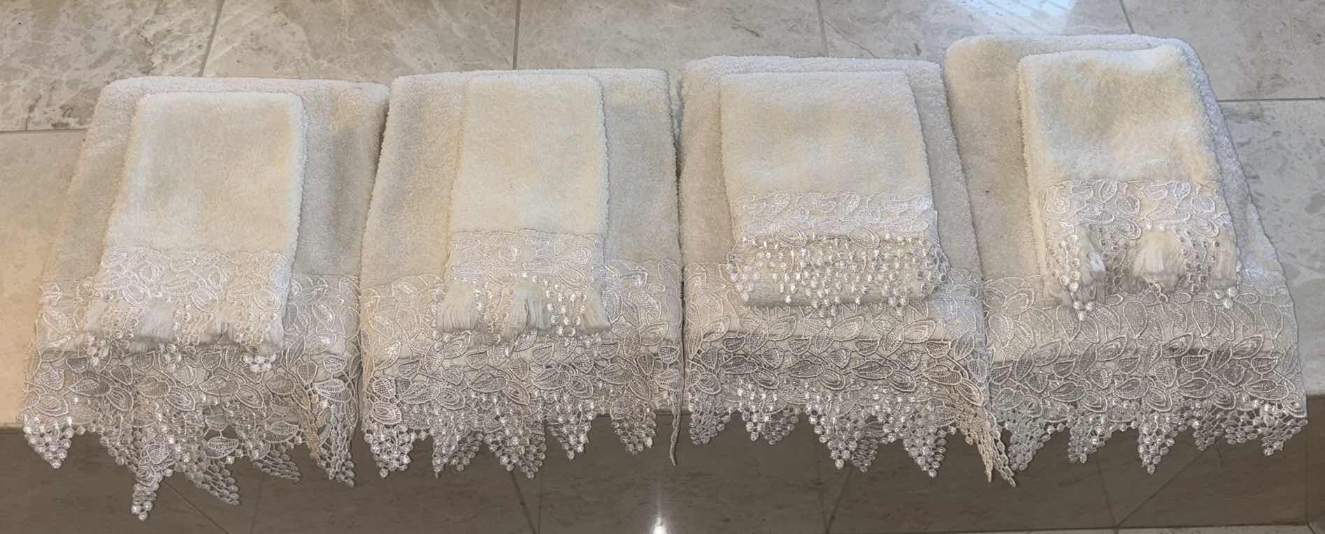 Photo 1 of AVANTI VINTAGE LACE TOWEL SET (8 PCS)