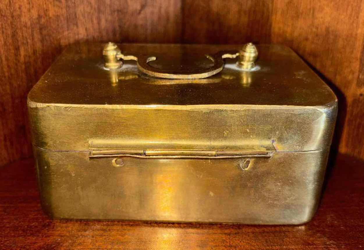 Photo 4 of ANTIQUE SOLID BRASS TRINKET BOX 3.5” X 5” H2.75”