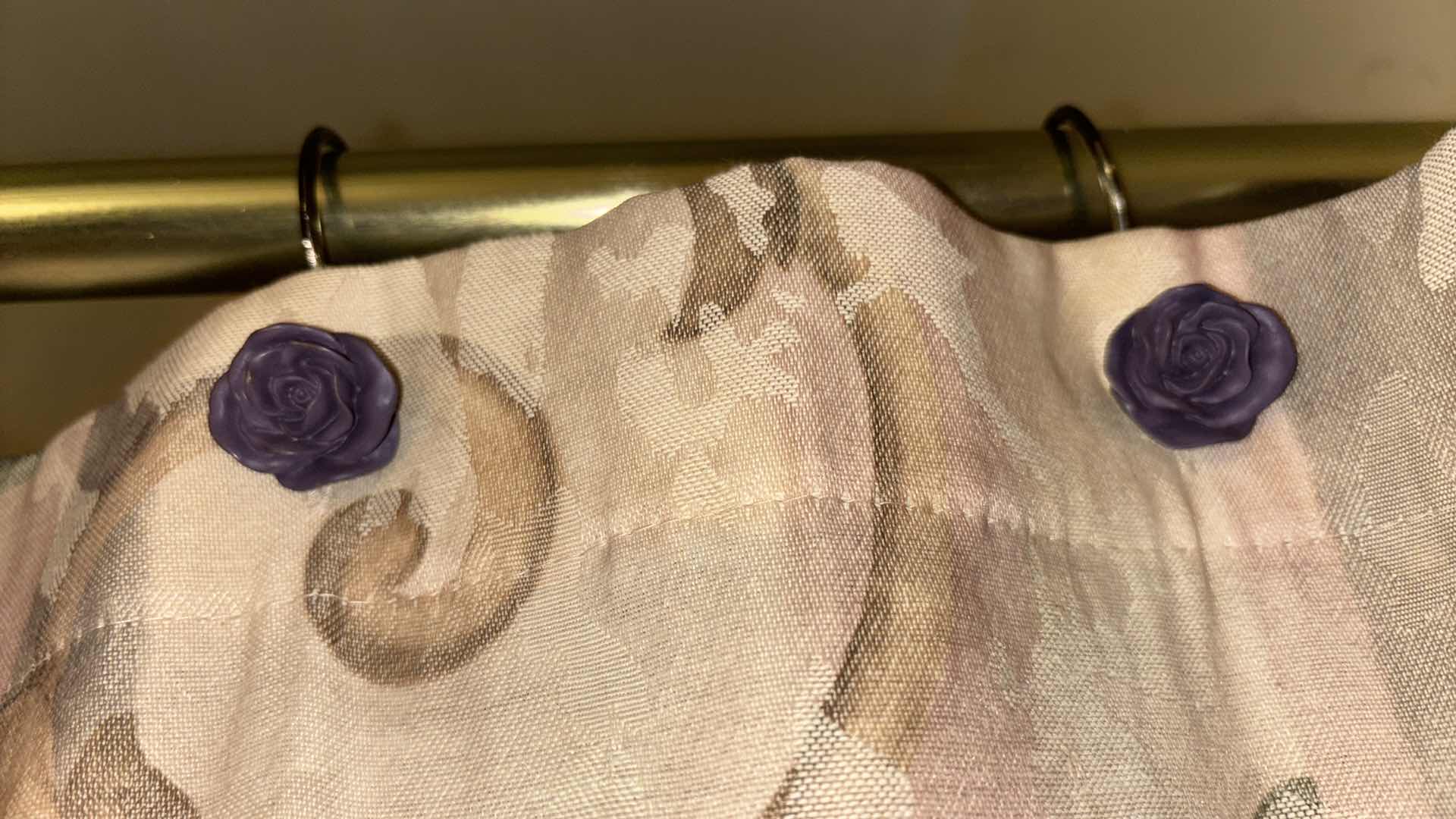 Photo 5 of 12 PC FLORAL PURPLE/PINK BATHROOM DECOR (DETAILS IN NOTES)