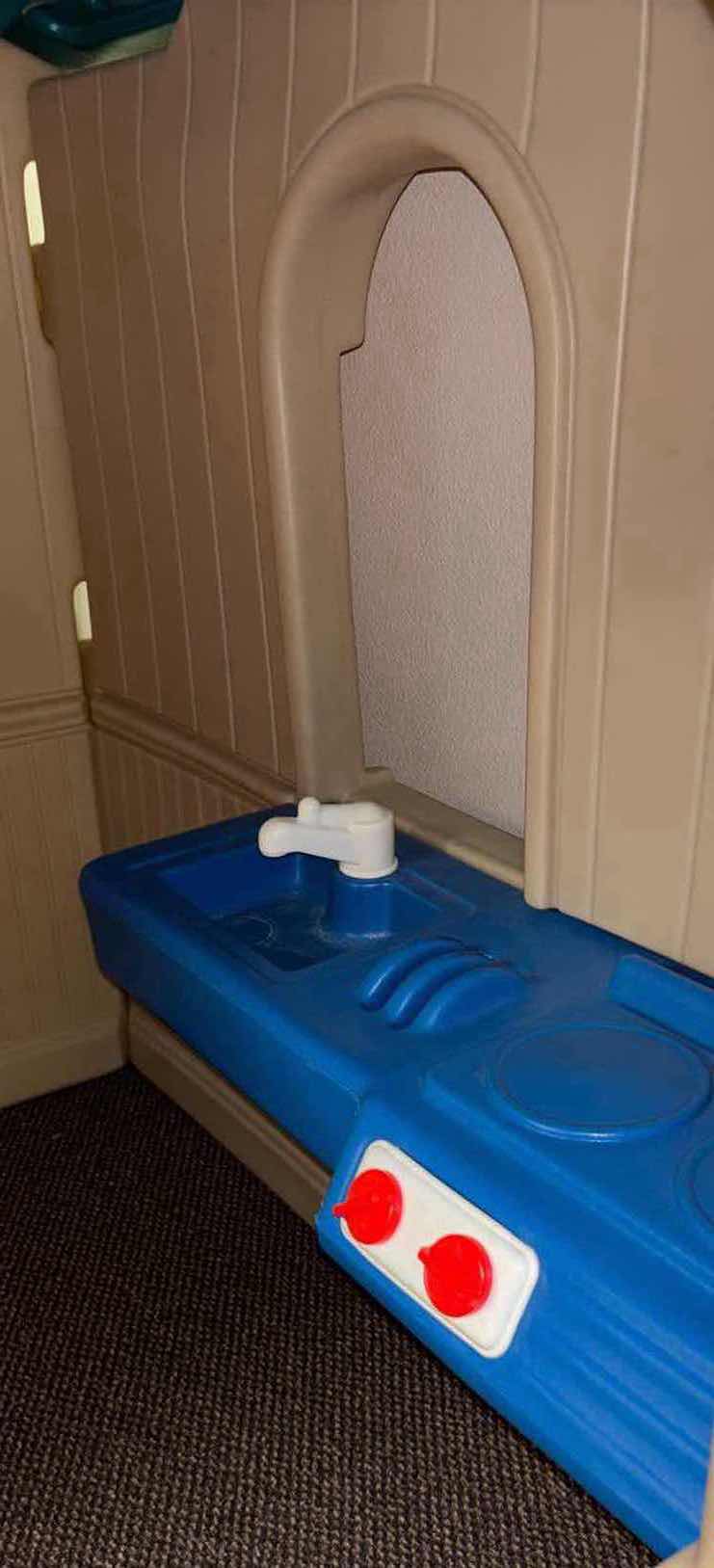 Photo 1 of LITTLE TIKES COTTAGE HOME PLAYHOUSE 43” X 48” H50”