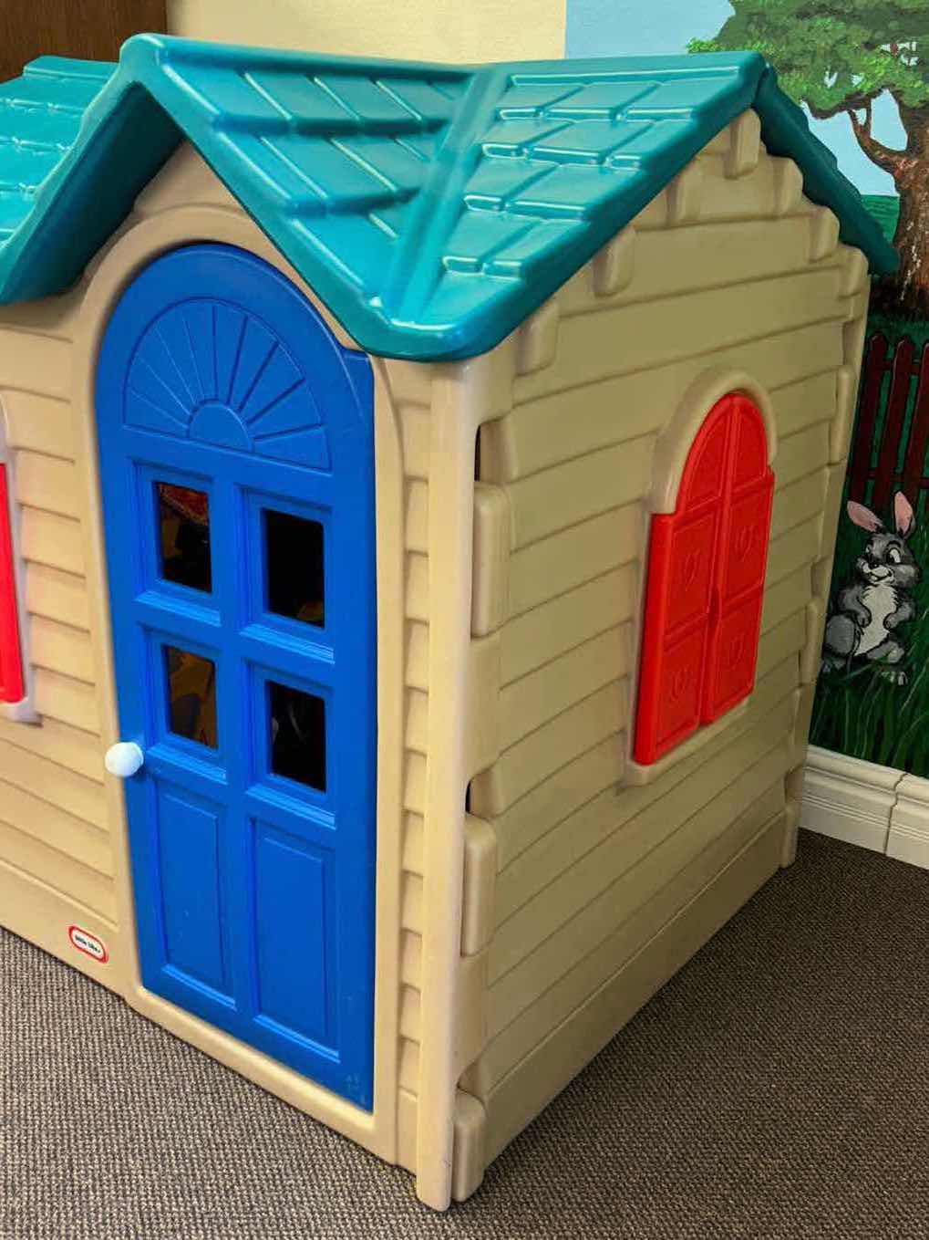 Photo 1 of LITTLE TIKES COTTAGE HOME PLAYHOUSE 43” X 48” H50”