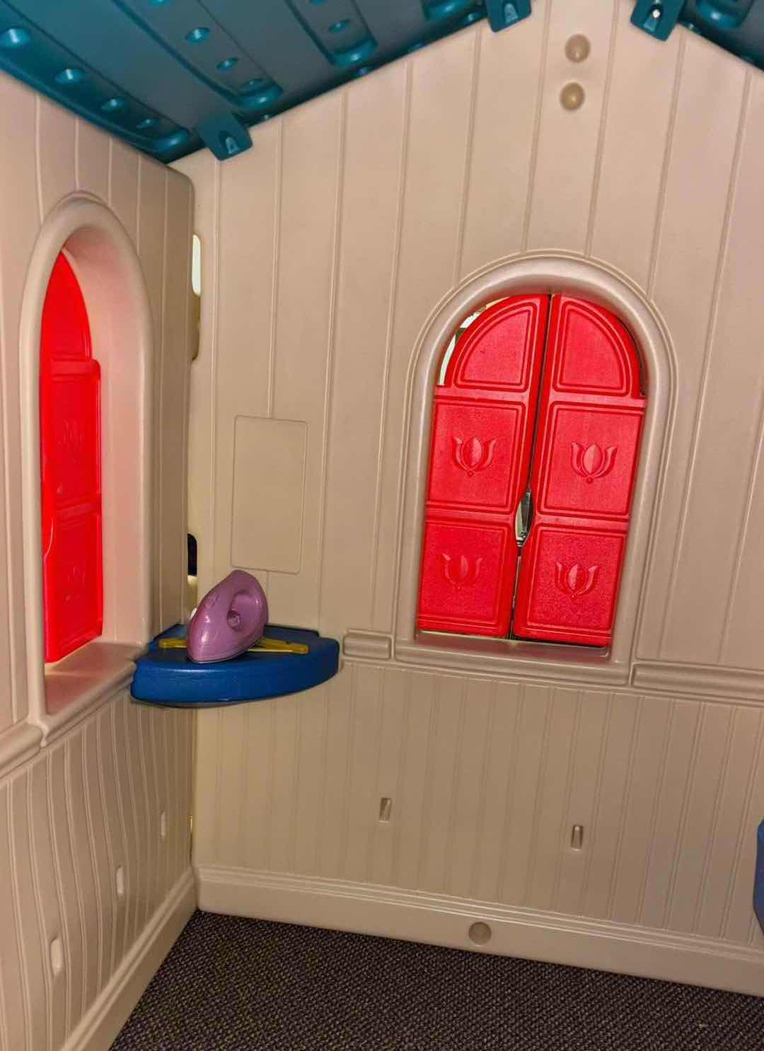 Photo 1 of LITTLE TIKES COTTAGE HOME PLAYHOUSE 43” X 48” H50”