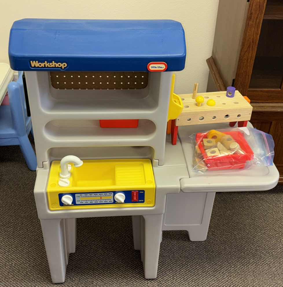 Photo 2 of LITTLE TIKES WORKSHOP W TOOLS & ACCESSORIES