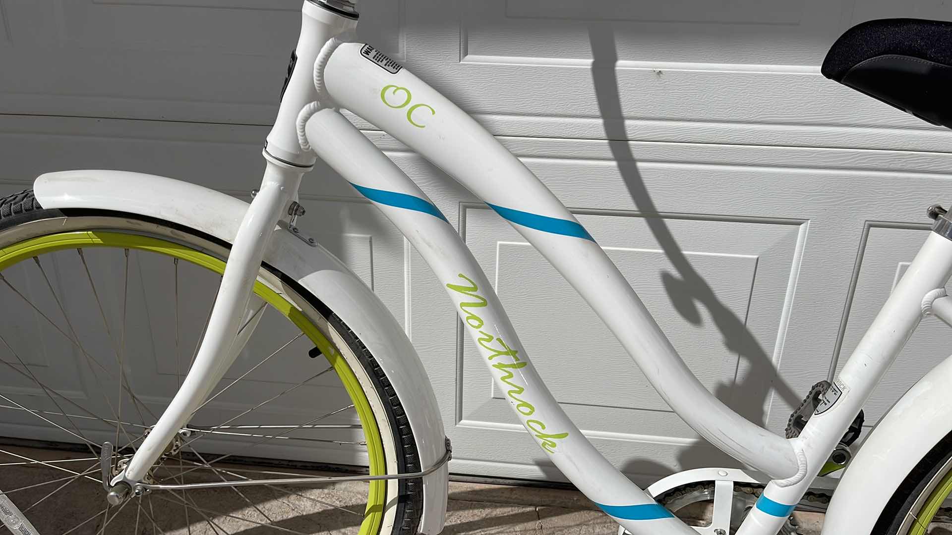 Photo 1 of NORTHROCK OC WOMENS 17” BEACH CRUISER BICYCLE, LH2 ALUMINUM