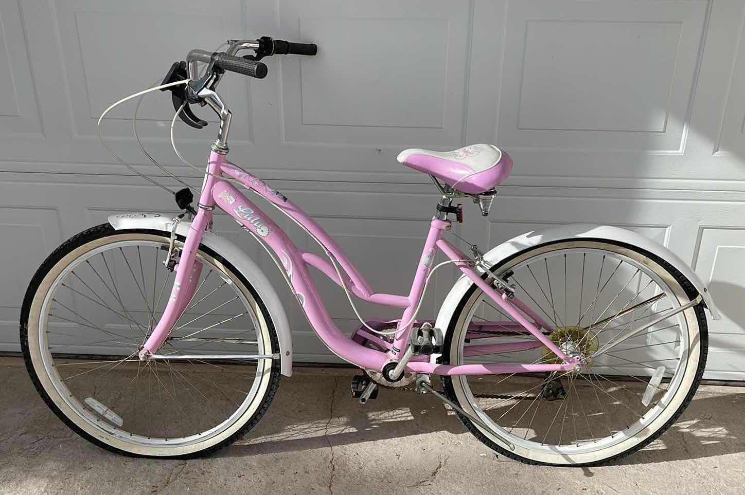 Photo 1 of SCHWINN WOMENS LULU 26” CRUISER BICYCLE