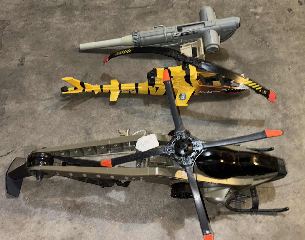 Photo 1 of BOX OF ACTION FIGURES/VEHICLES ETC (COMPLETE/INCOMPLETE) **NO RETURNS TO NELLIS**