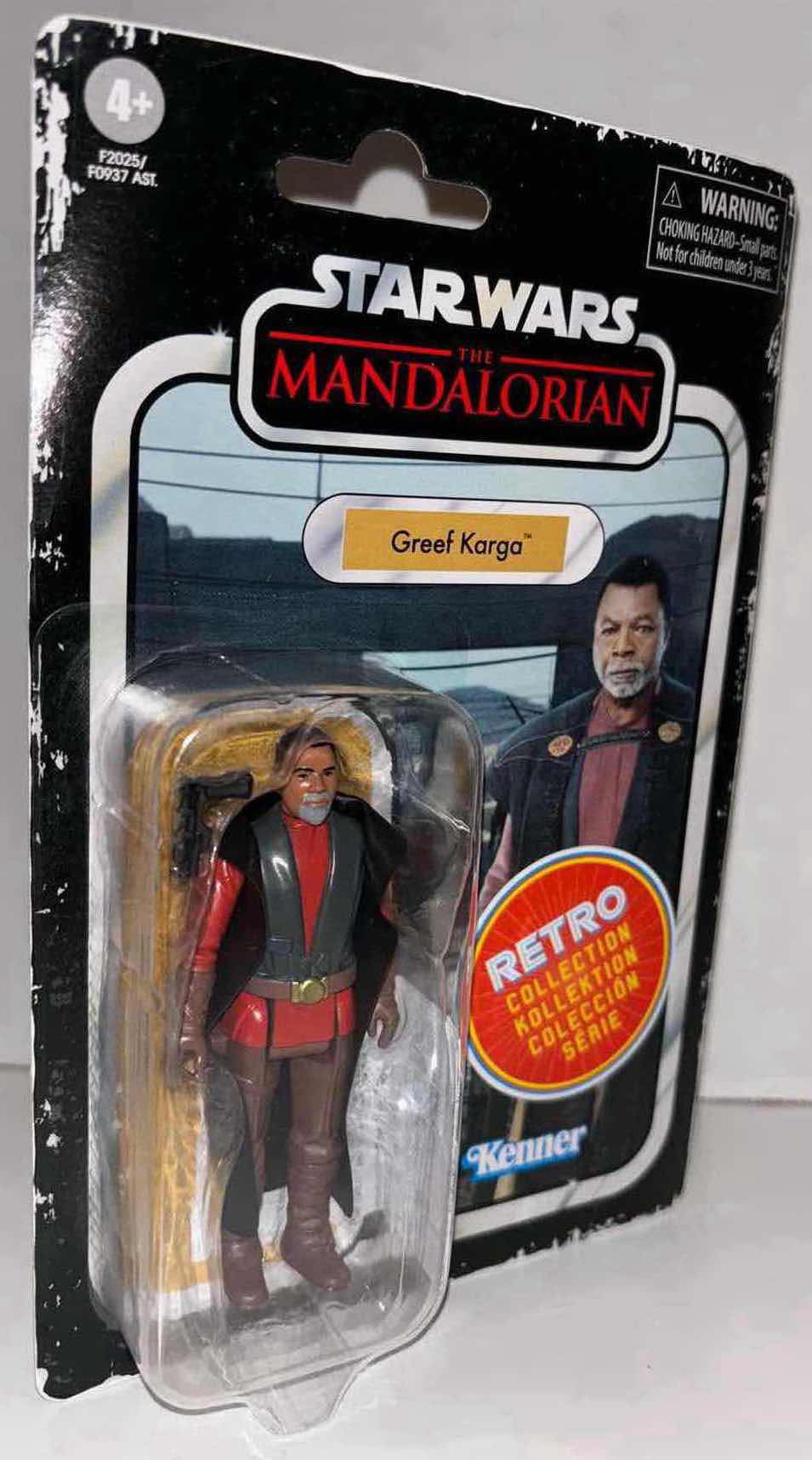 Photo 1 of NEW ASSORTED 8-PACK CASE HASBRO KENNER STAR WARS THE RETRO COLLECTION ACTION FIGURE & ACCESSORIES, "THE
MANDALORIAN ASSORTED SET OF
8"