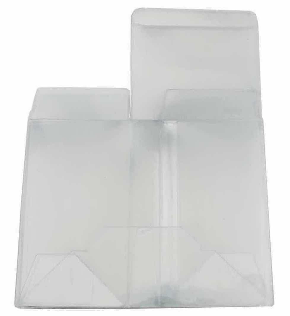 Photo 1 of CLEAR PROTECTOR CASES FOR 4” FUNKO POPS (24 PCS)