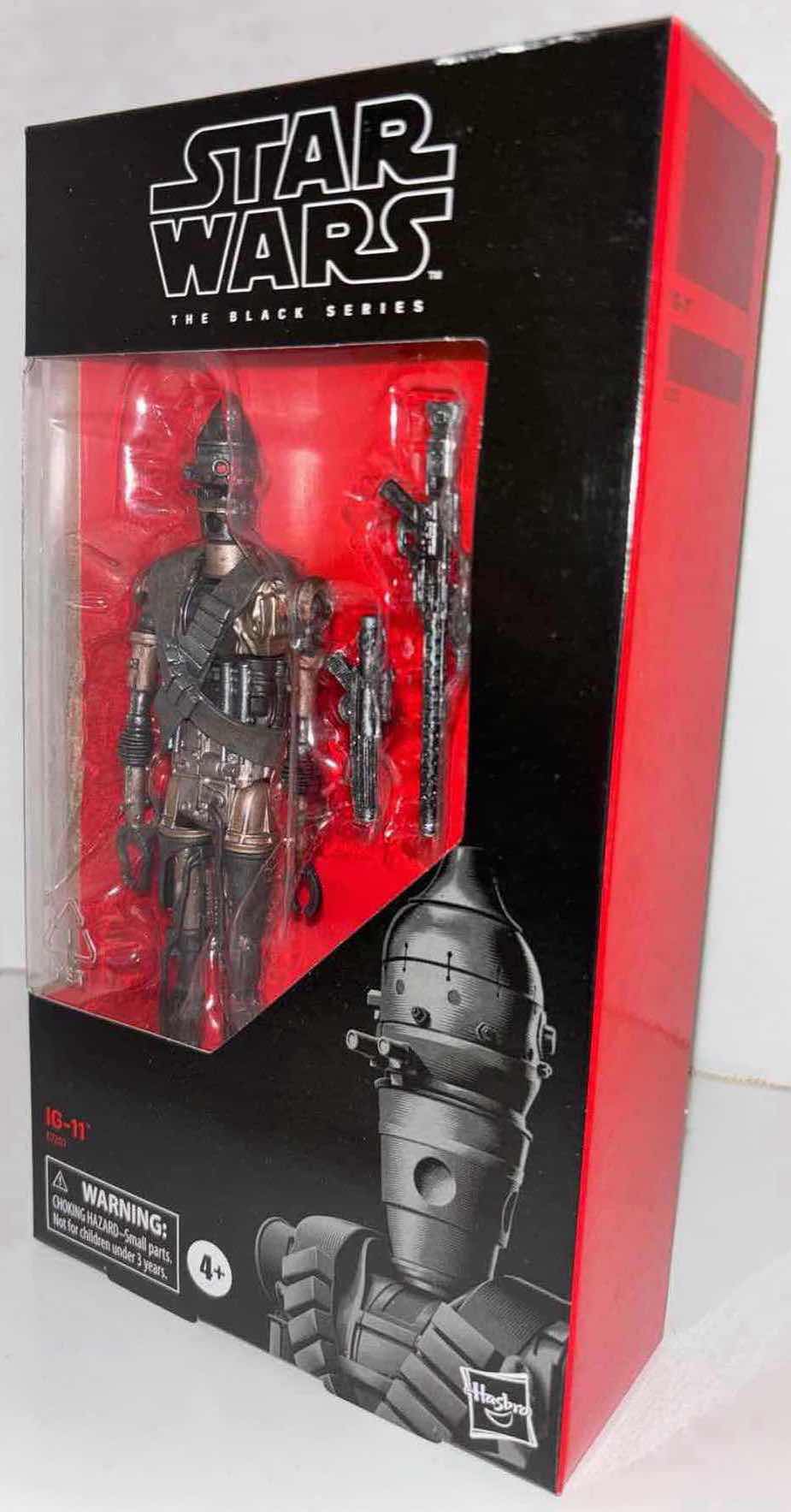 Photo 1 of NEW ASSORTED 6-PACK HASBRO STAR WARS THE BLACK SERIES ACTION FIGURE & ACCESSORIES, "CLONE COMMANDER BLY (2), IG-11 (2), & THE MANDALORIAN (2)”