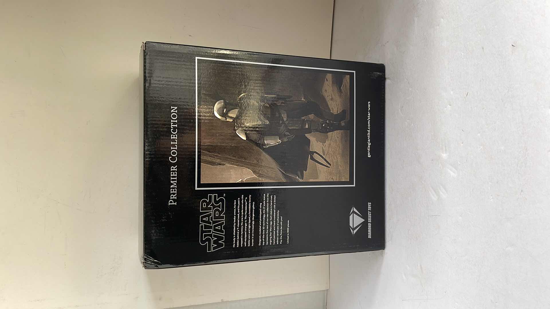 Photo 1 of NIB PREMIER COLLECTION STAR WARS THE MANDALORIAN BESKAR ARMOR STATUE MSRP $120