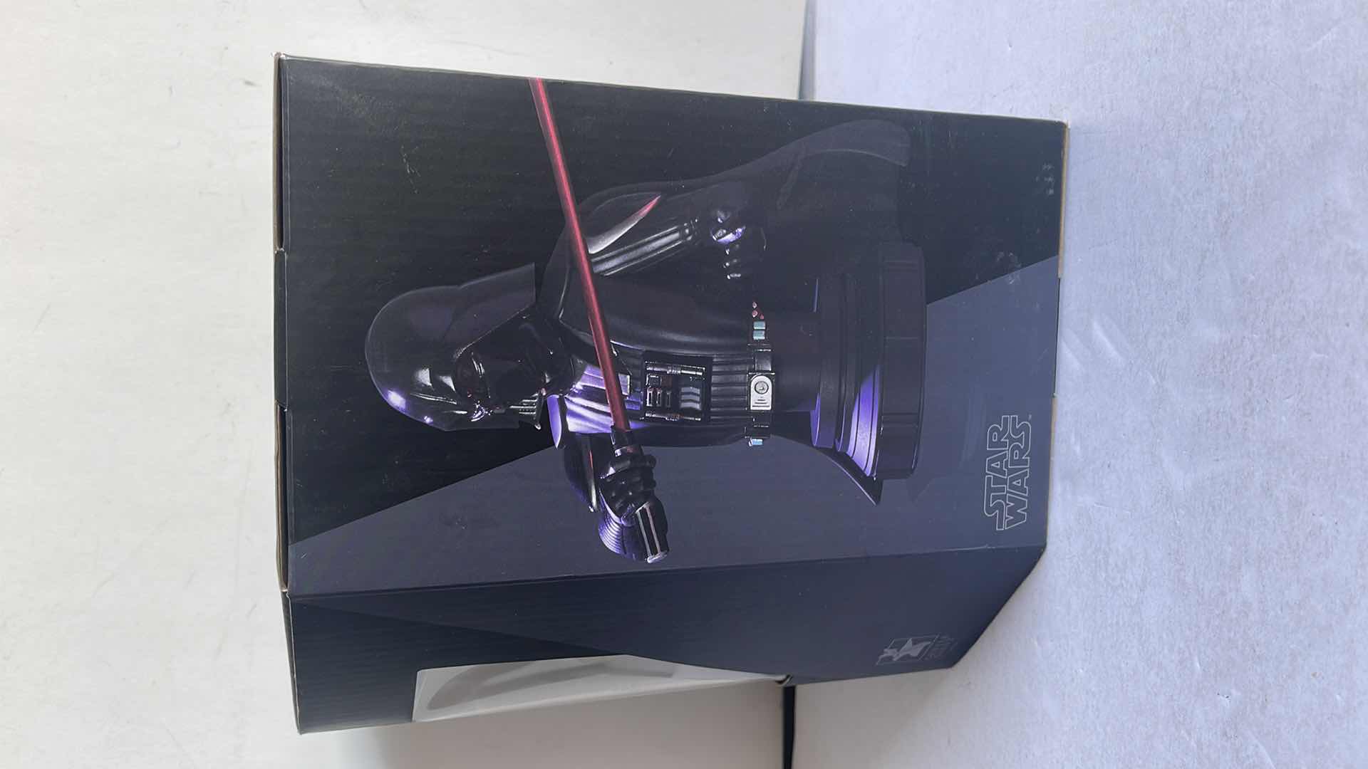 Photo 1 of NIB DIAMOND SELECT TOYS STAR WARS DARTH VADER MINI-BUST MSRP $129.99