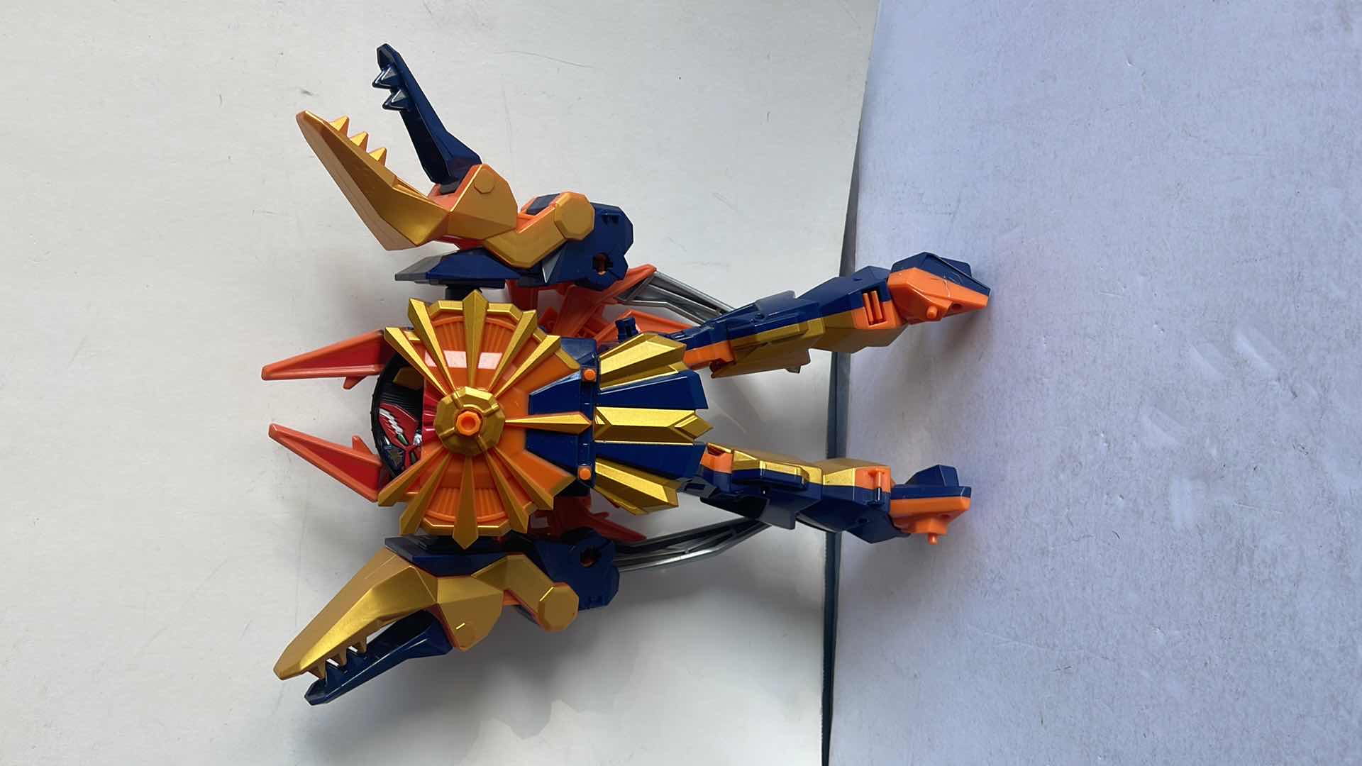 Photo 1 of 2011 BANDAI AMERICA POWER RANGERS SUPER SAMURAI CLAWZORD MSRP $39.99