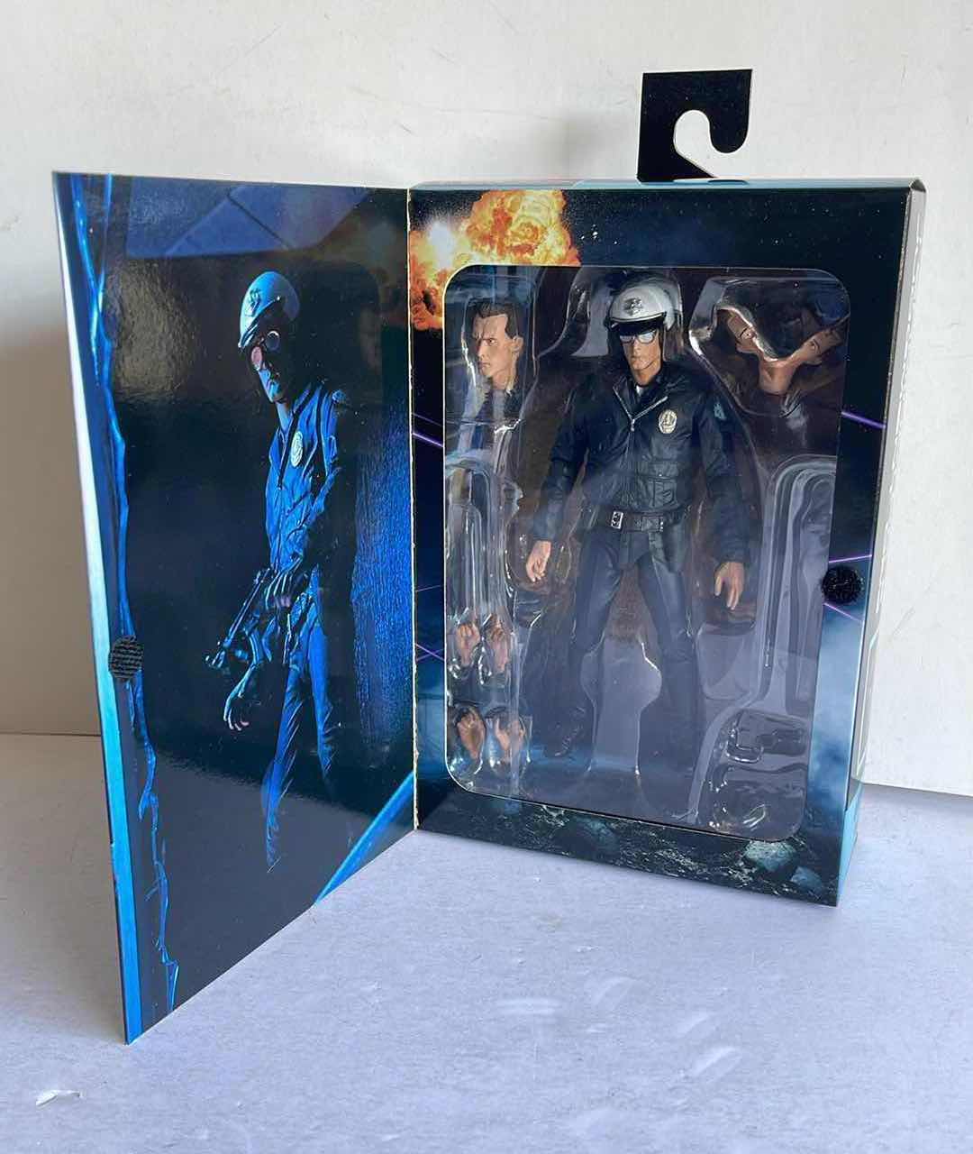 Photo 1 of NIB NECA REEL TOYS TERMINATOR 2 JUDGMENT DAY T-1000 MOTORCYCLE COP