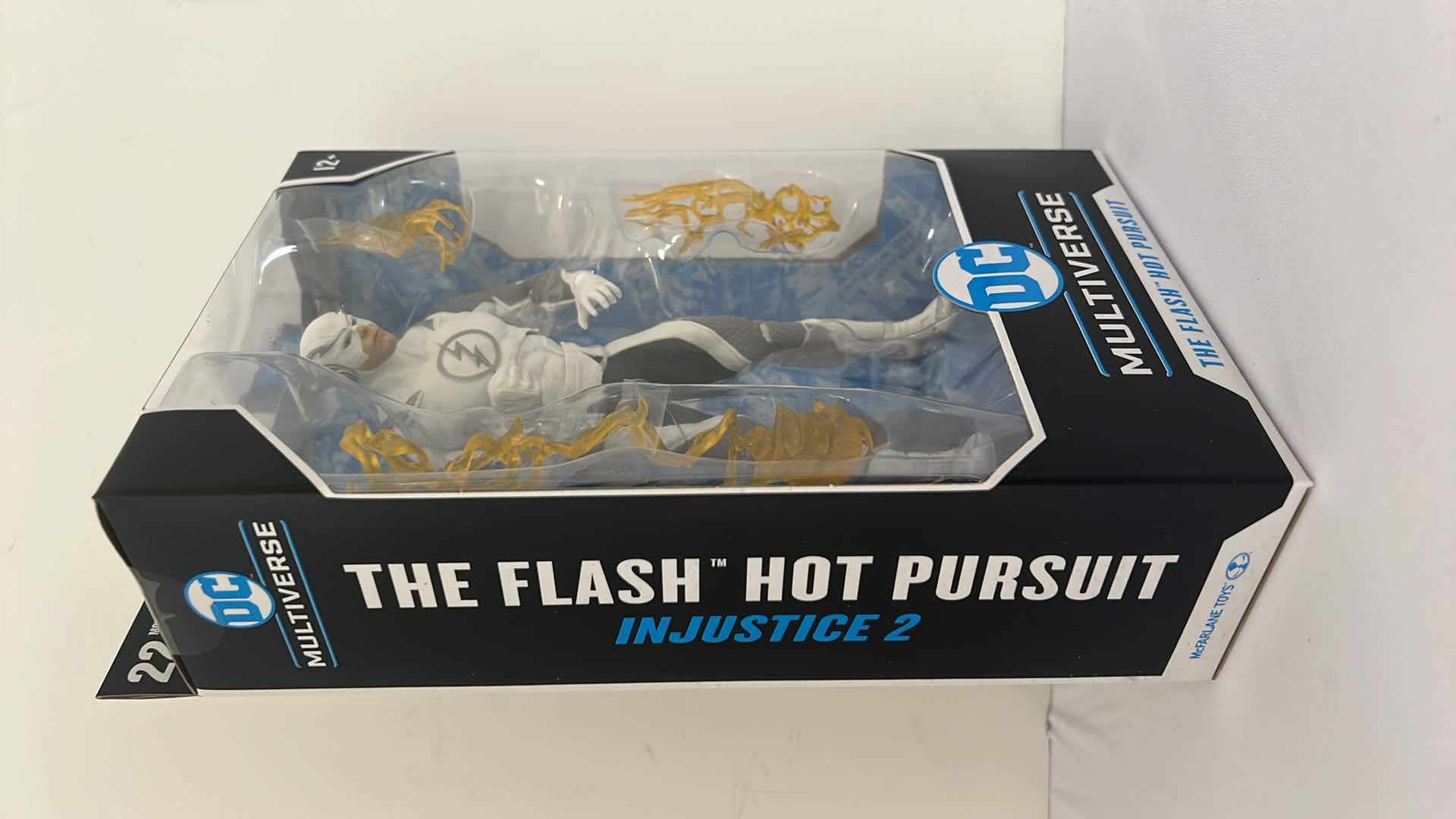 Photo 1 of NIB DC MULTIVERSE "THE FLASH HOT PURSUIT" ACTION FIGURE MSRP $25