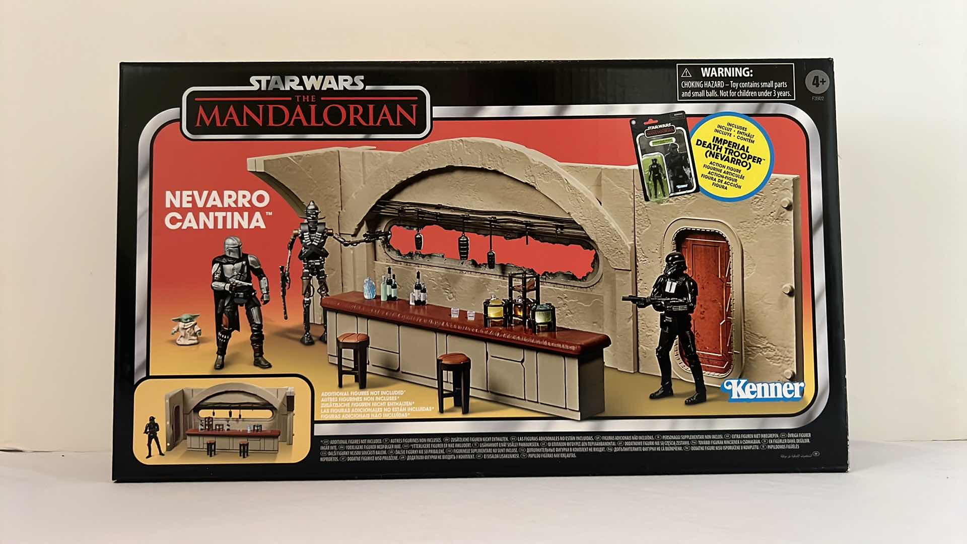 Photo 1 of NEW KENNER STAR WARS THE MANDALORIAN "NEVARRO CANTINA" ACTION FIGURES MSRP $75