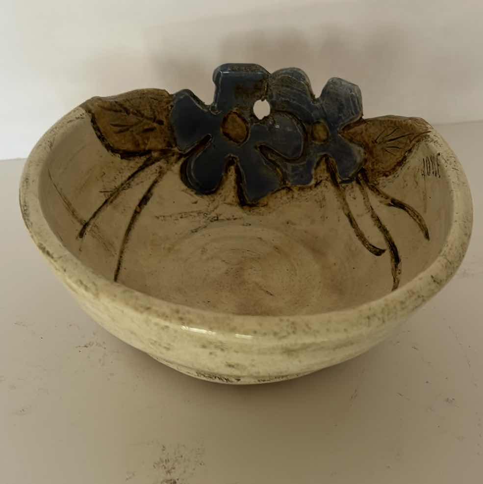 Photo 1 of HANDMADE STONEWARE CLAY BOWL FROM MONTANA 7” x 3