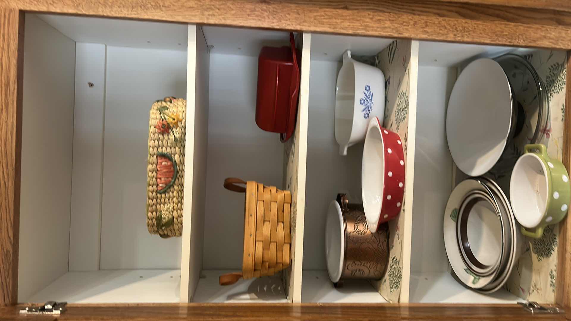 Photo 1 of CONTENTS OF KITCHEN CABINET