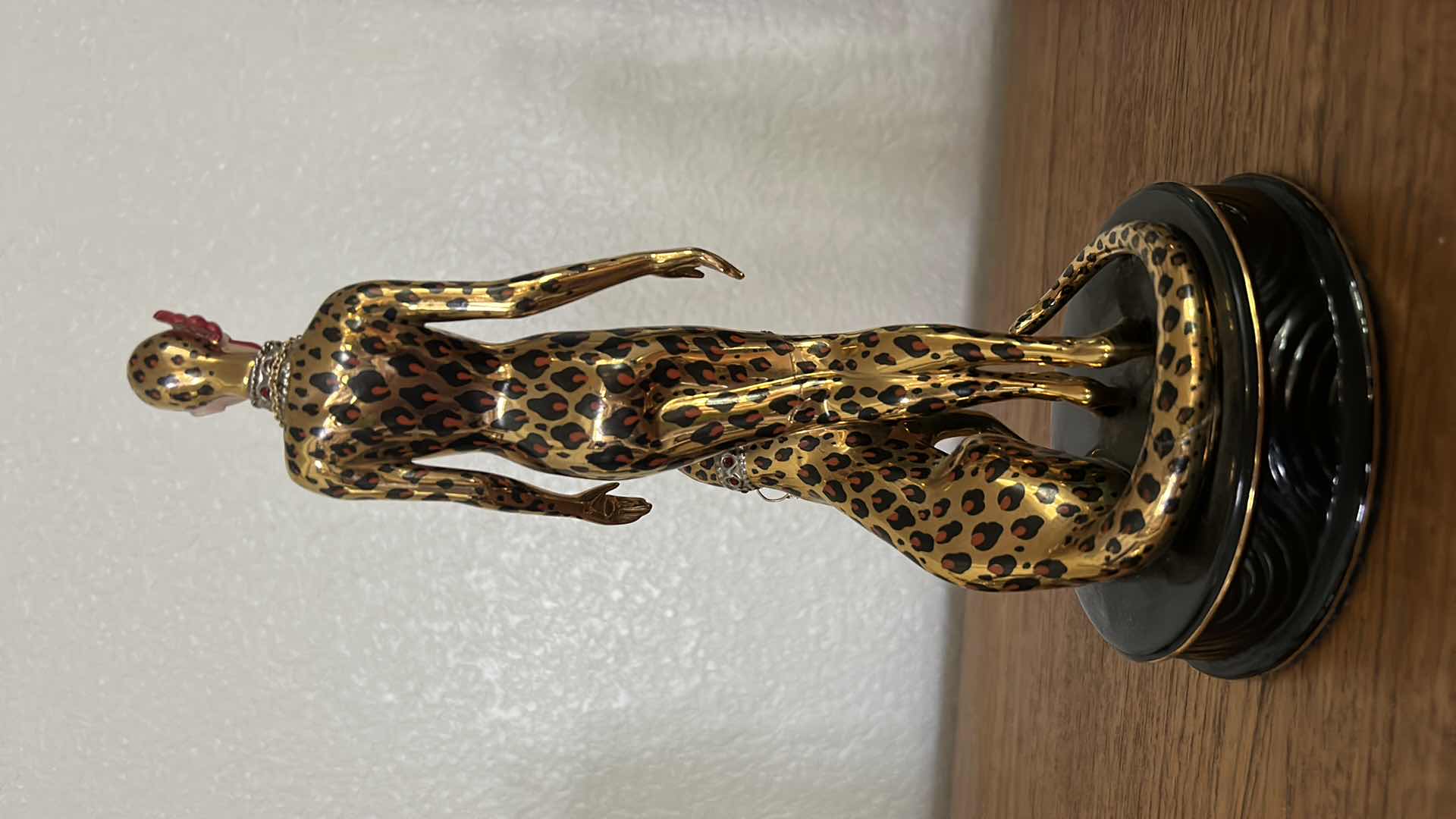 Photo 1 of ERTE NUMBERED LIMITED EDITION LEOPARD BY FRANKLIN MINT H9”