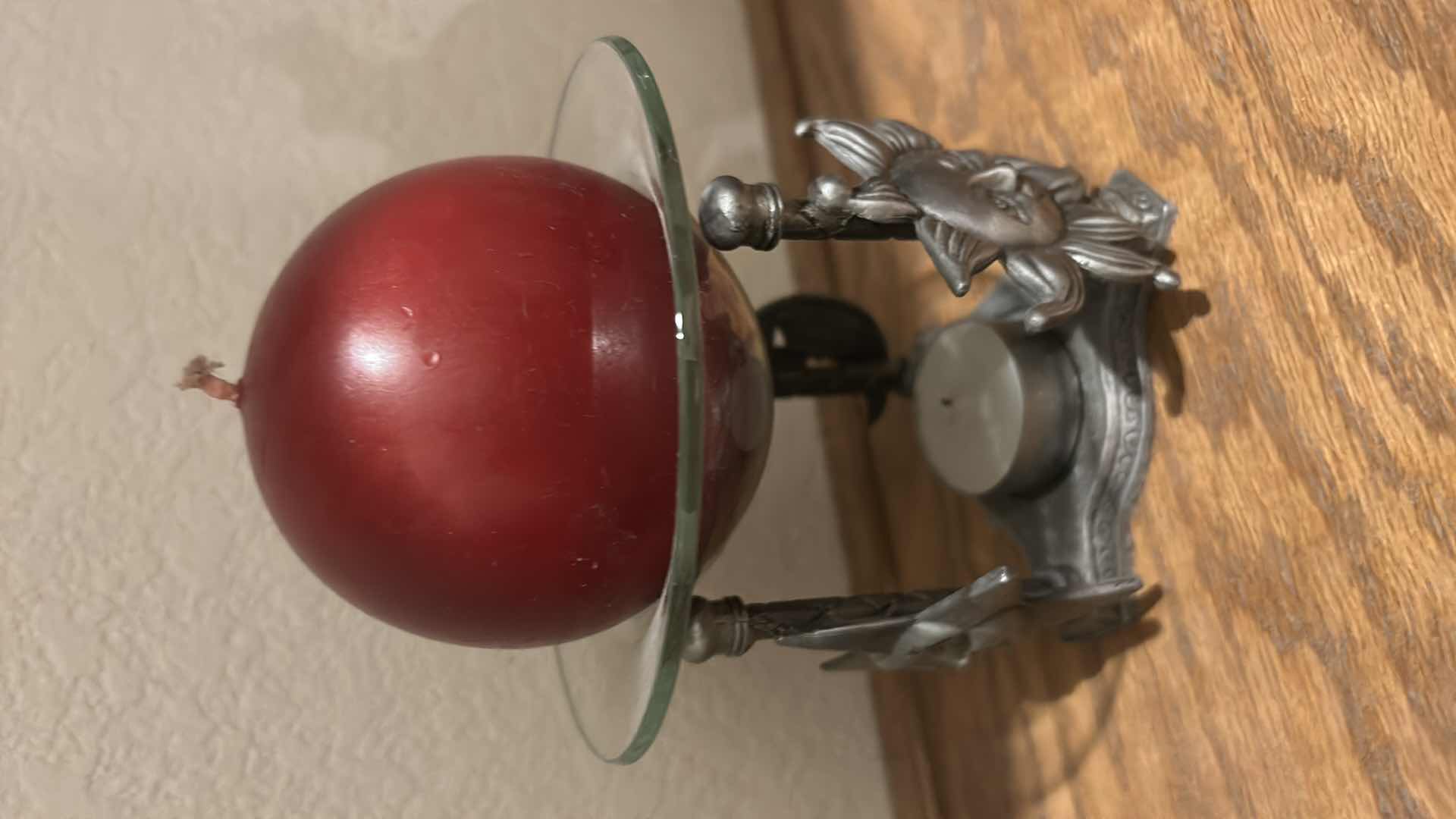 Photo 1 of 2 PC METAL HOME DECOR H 5.5 inches.