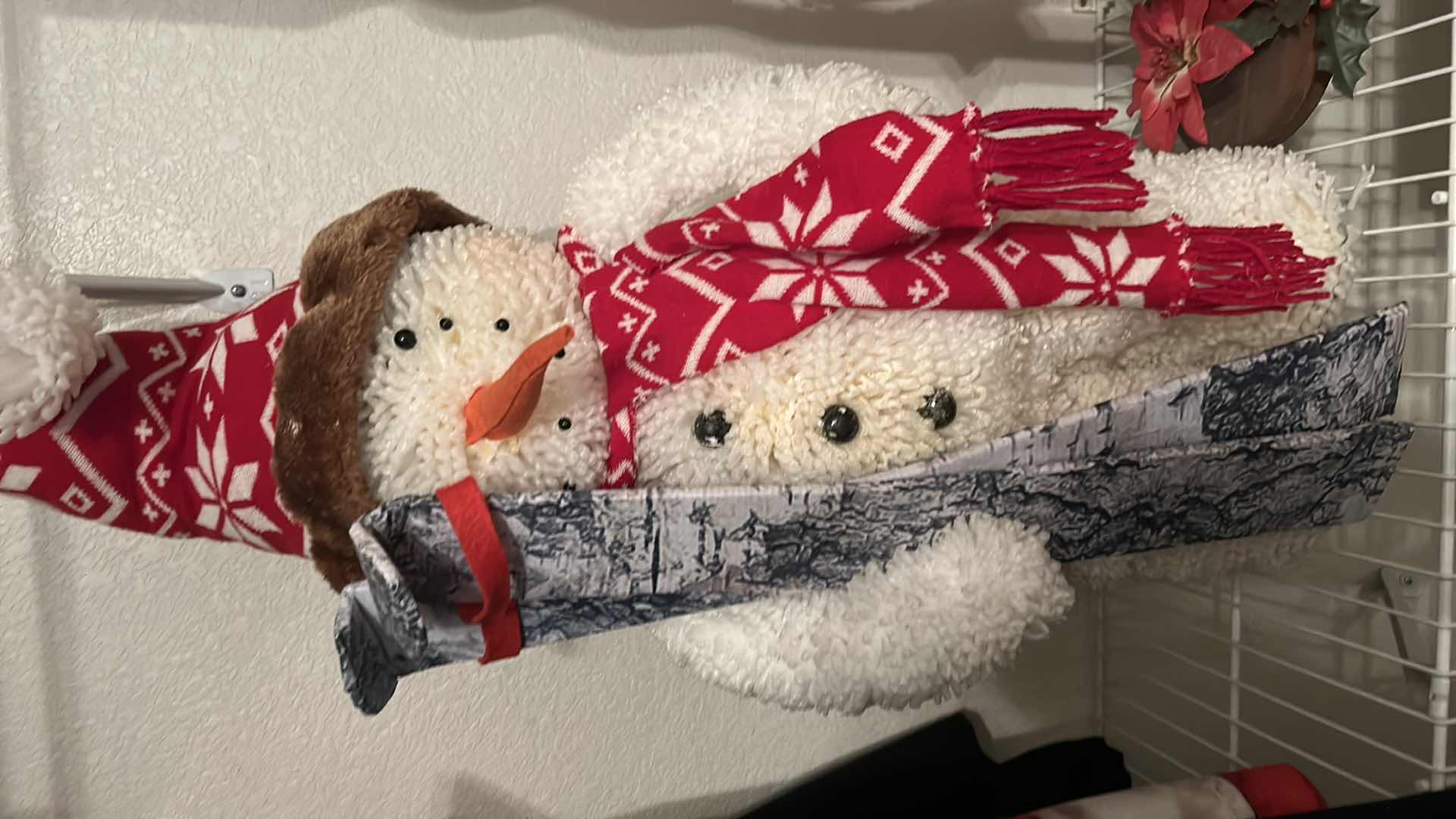 Photo 1 of CHRISTMAS DECOR (TALLEST 32”}