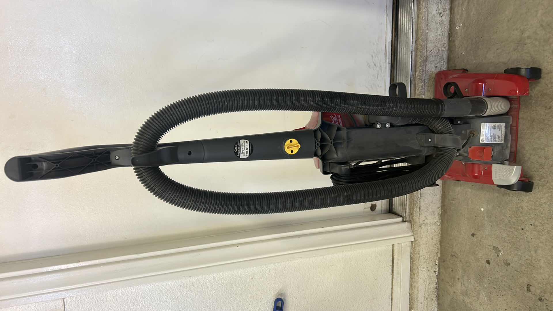 Photo 1 of DIRT DEVIL VACUUM CLEANER