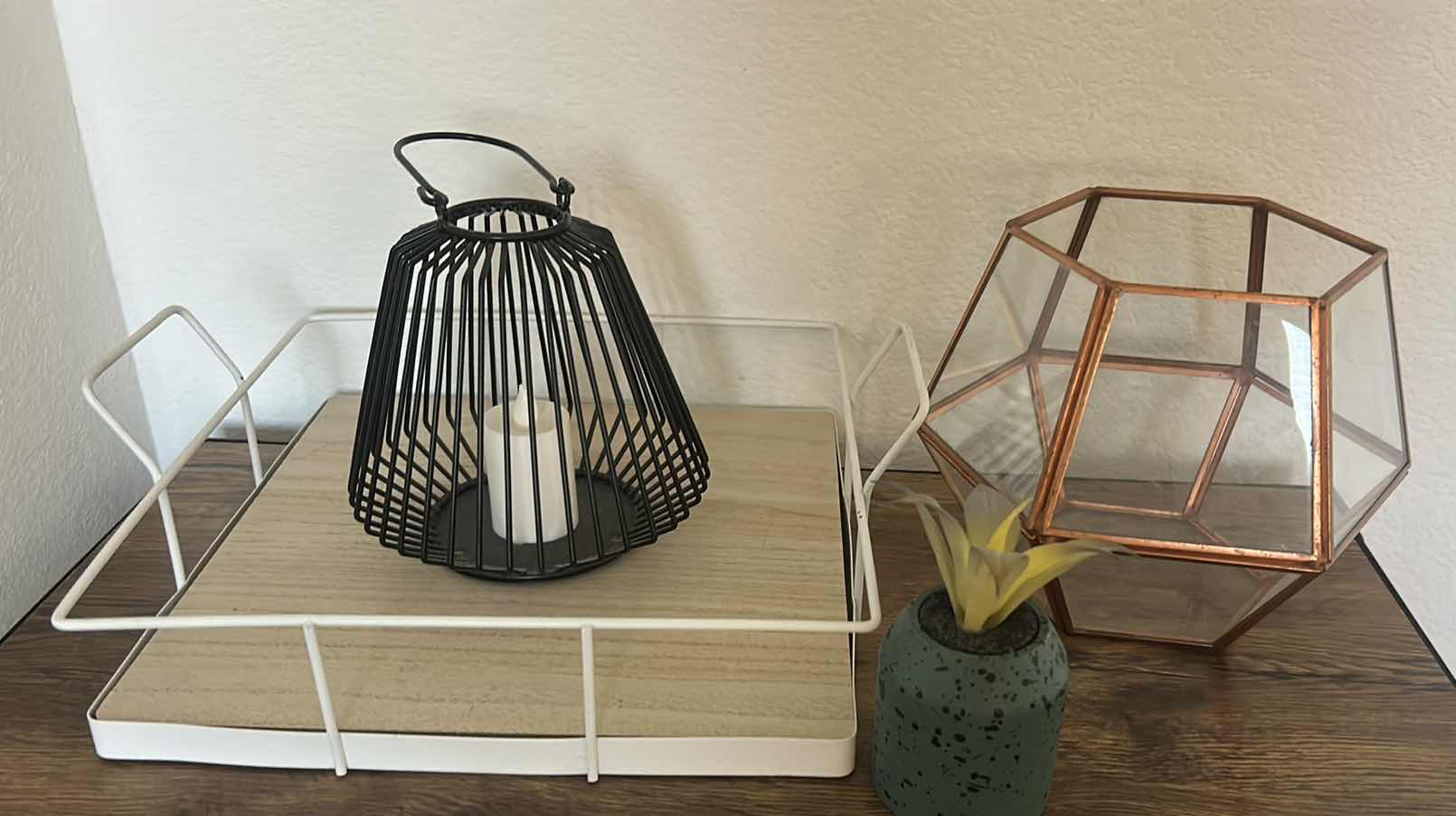 Photo 6 of 4 PC HOME DECOR (METAL TRAY 11” x 11”)