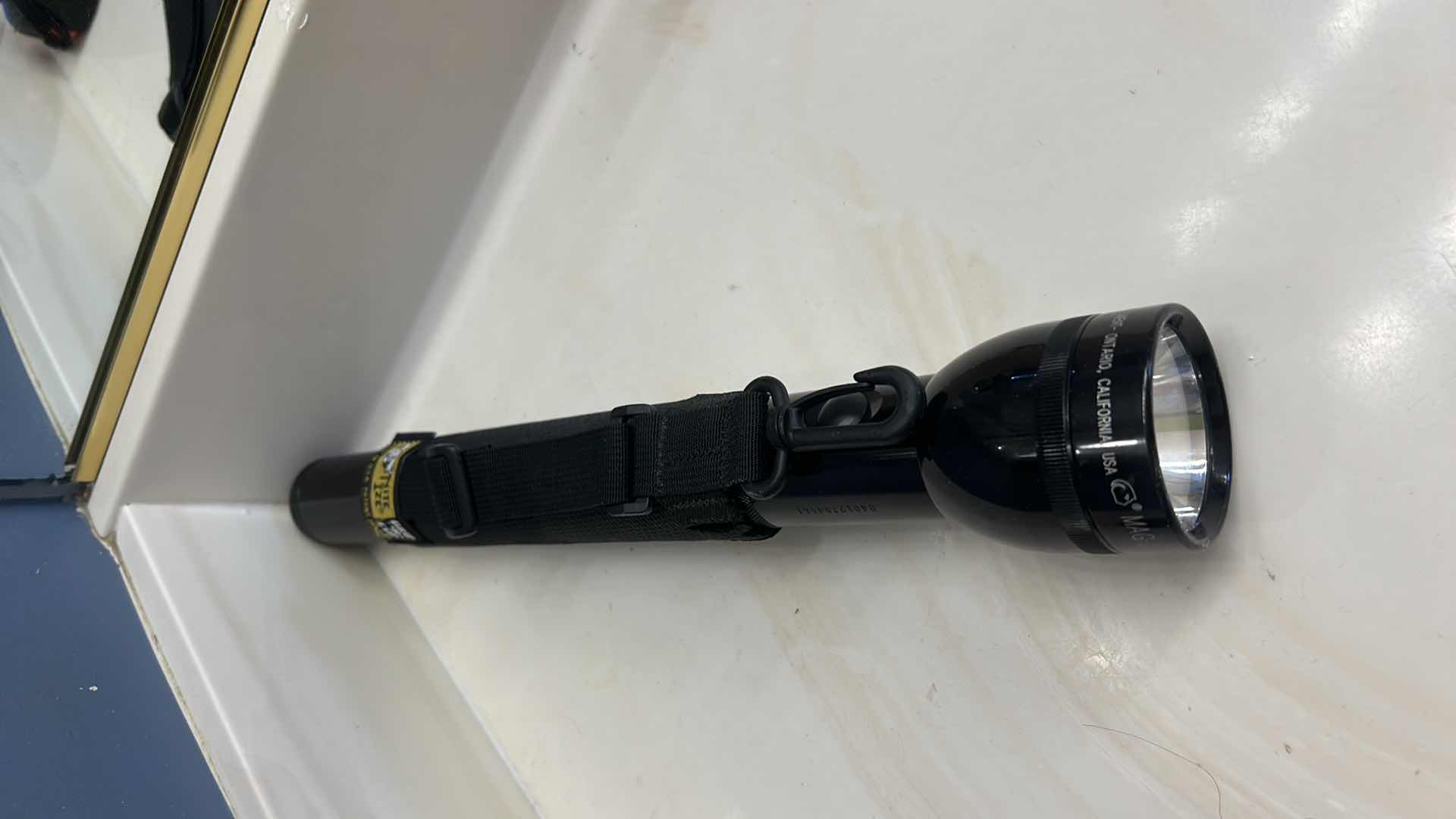 Photo 1 of 15” MAG LIGHT