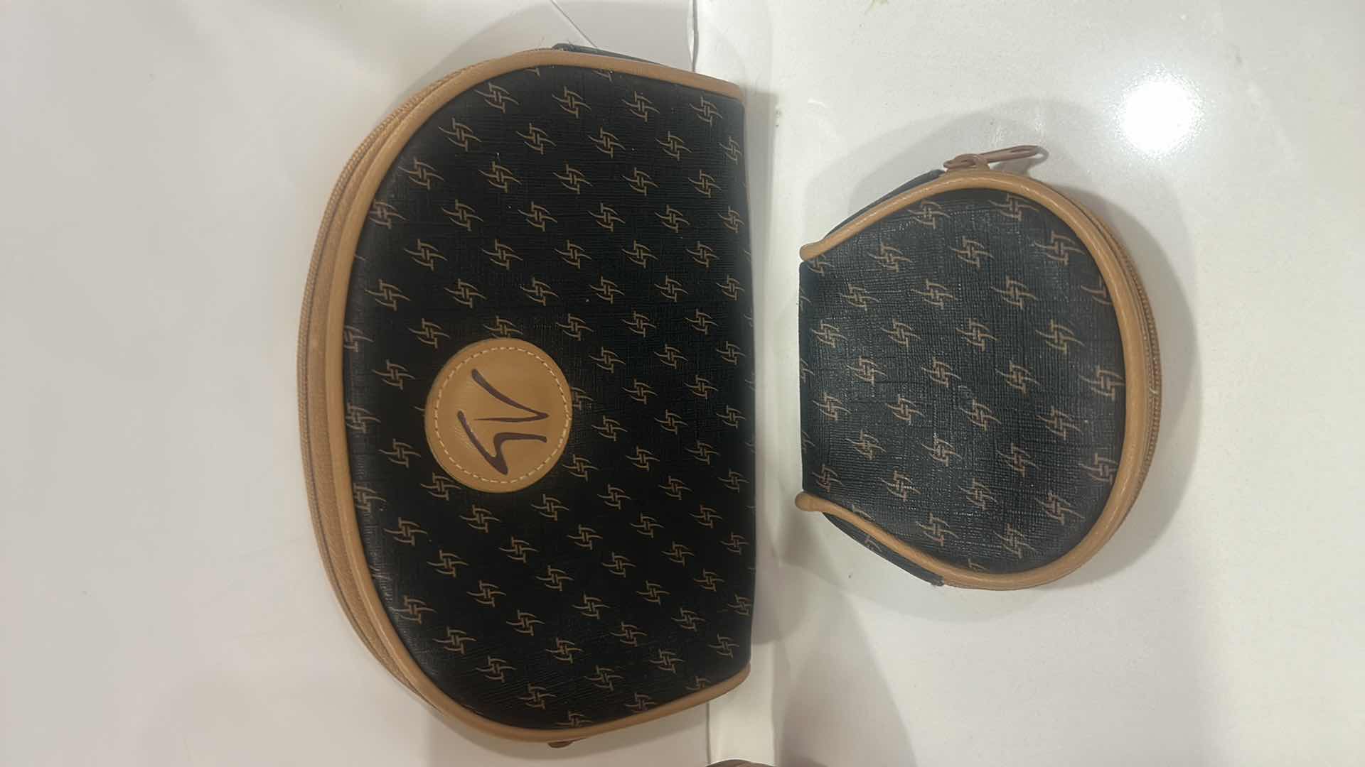 Photo 1 of LADIES TOTE, CLUTCH, WALLET, WRISTLET AND MORE