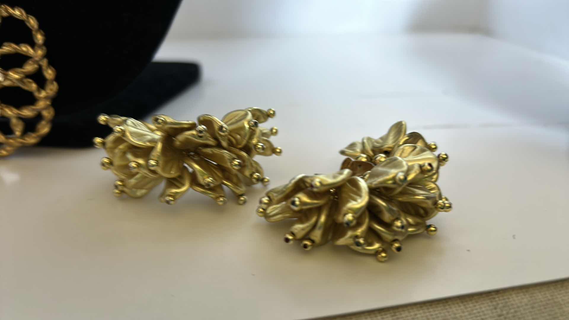 Photo 1 of COSTUME JEWELRY. NECKLACE, BRACELET, AND EARRINGS.