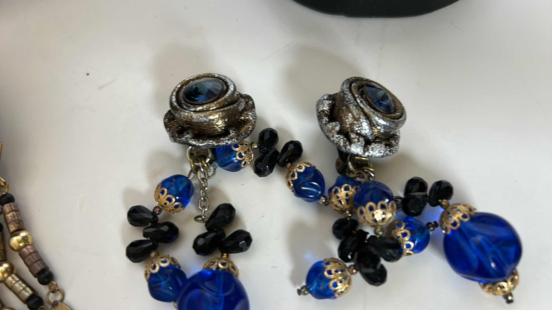 Photo 1 of COSTUME JEWELRY. TWO NECKLACES AND TWO PAIRS OF CLIP-ON EARRINGS.