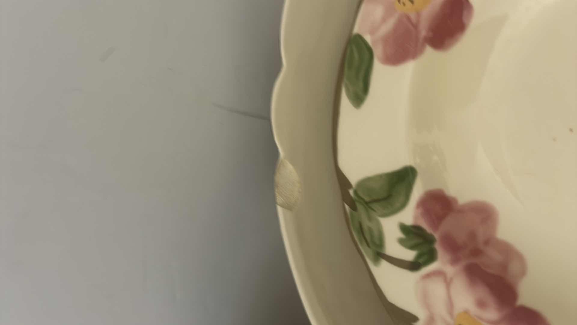 Photo 1 of 22-PIECE FRANCISCAN EARTHENWARE.