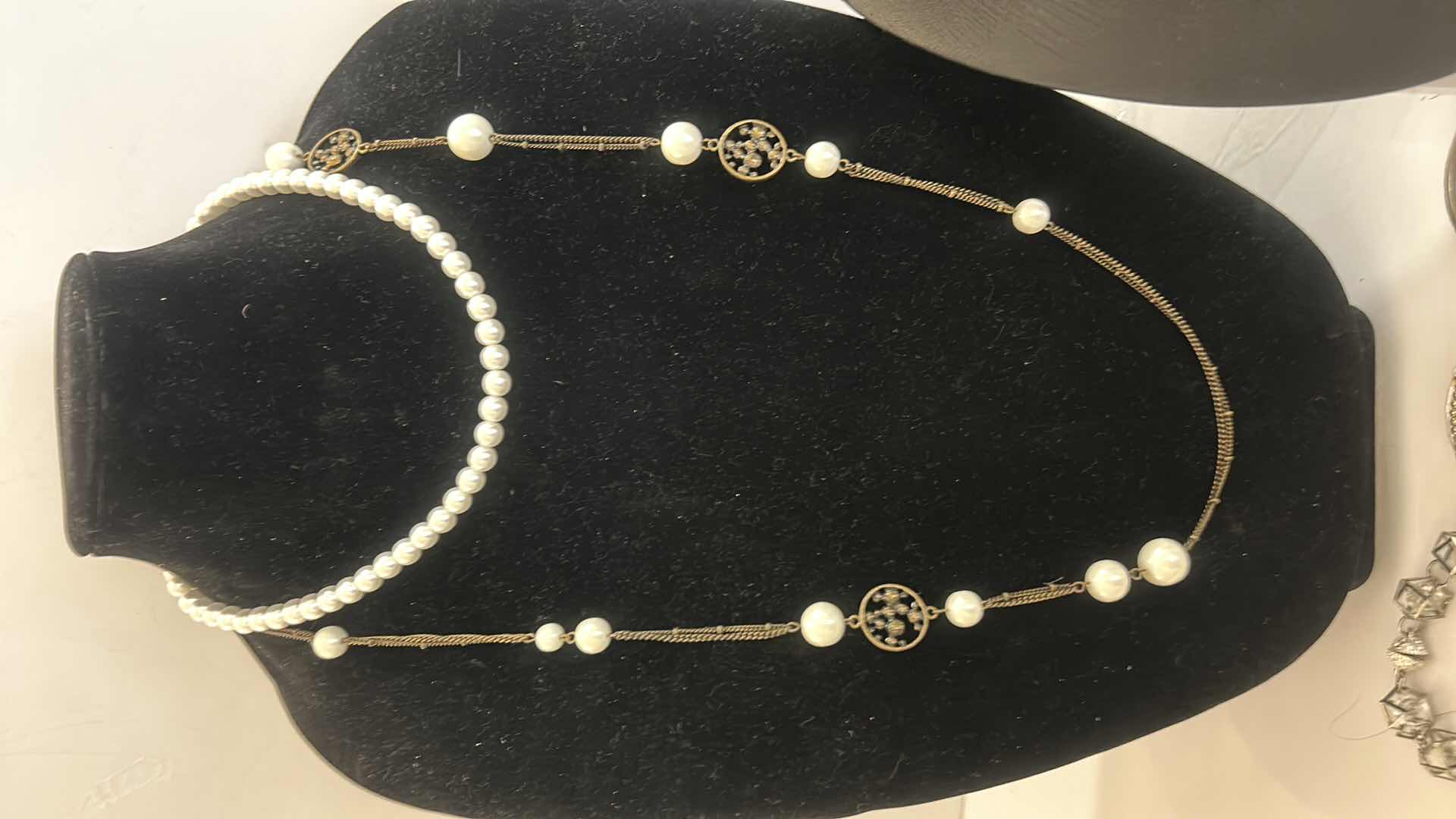 Photo 1 of 6 PC’s FASHION JEWELRY