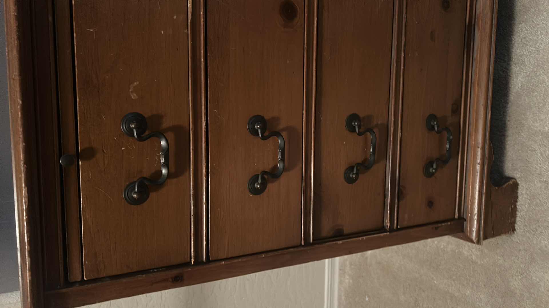 Photo 1 of VINTAGE CHEST OF DRAWERS 32 1/2“ x 18“x H 30“