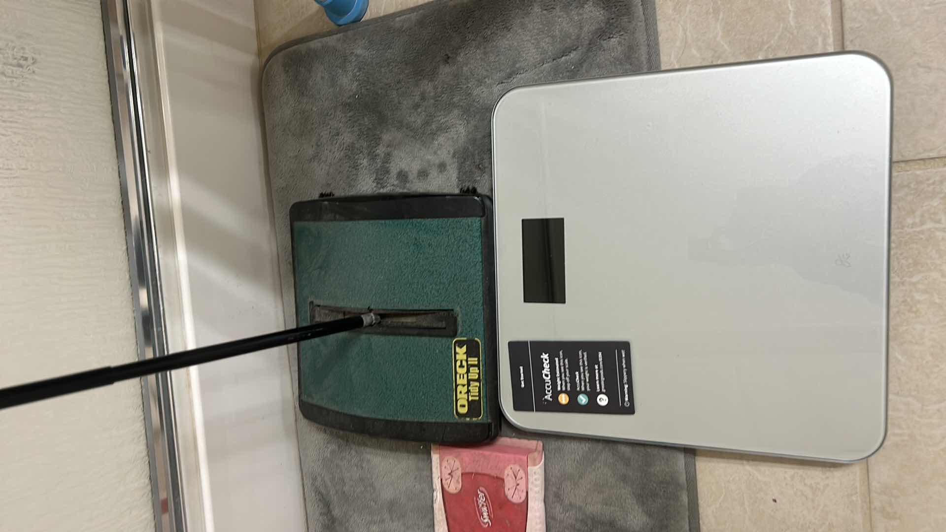 Photo 1 of BATHROOM SCALE, MAT, ORECK, SUPPLEMENTS