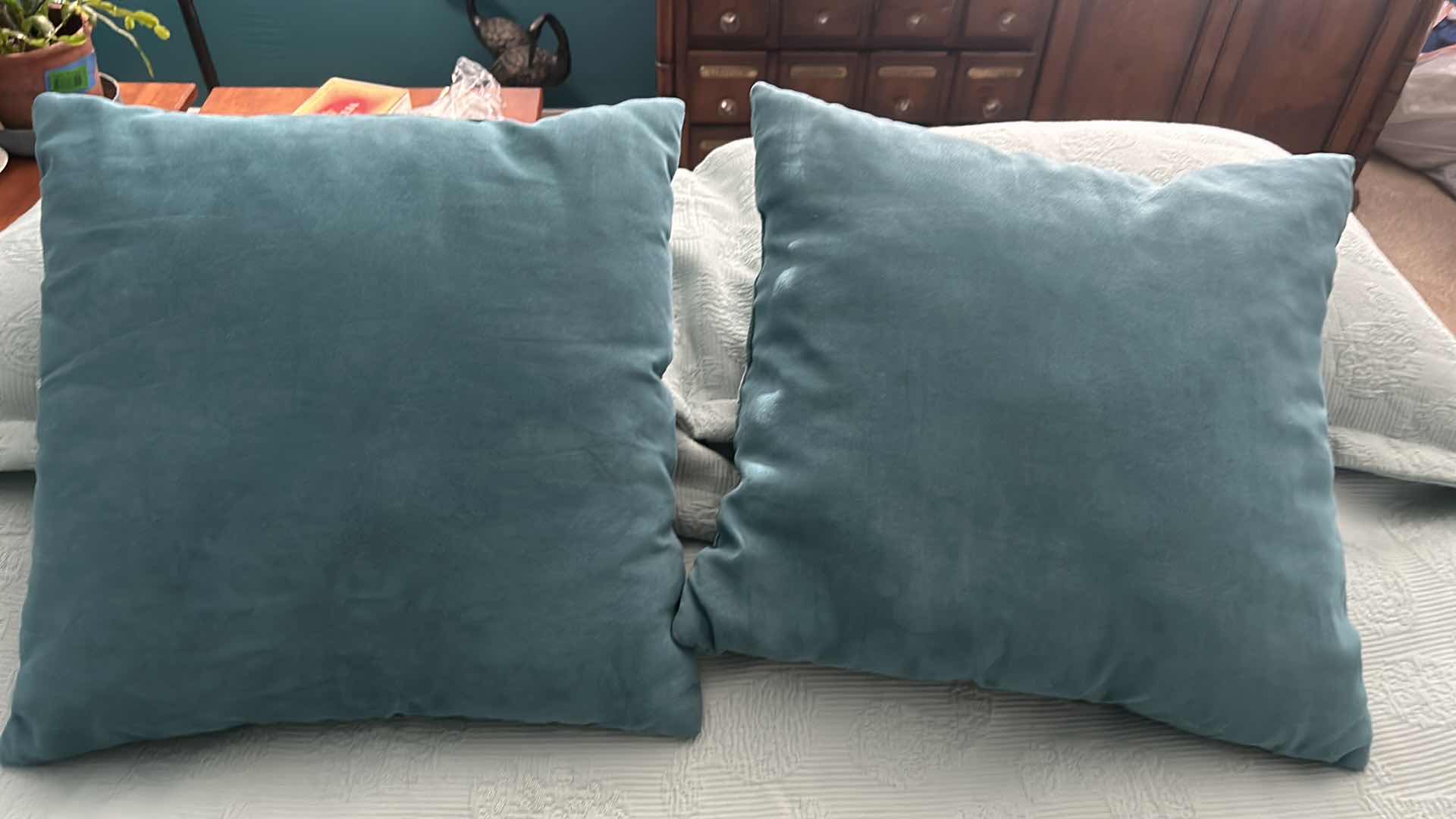Photo 1 of QUEEN BEDSPREAD, TWO SHAMS, AND TWO TOSS PILLOWS IN BLUE.
