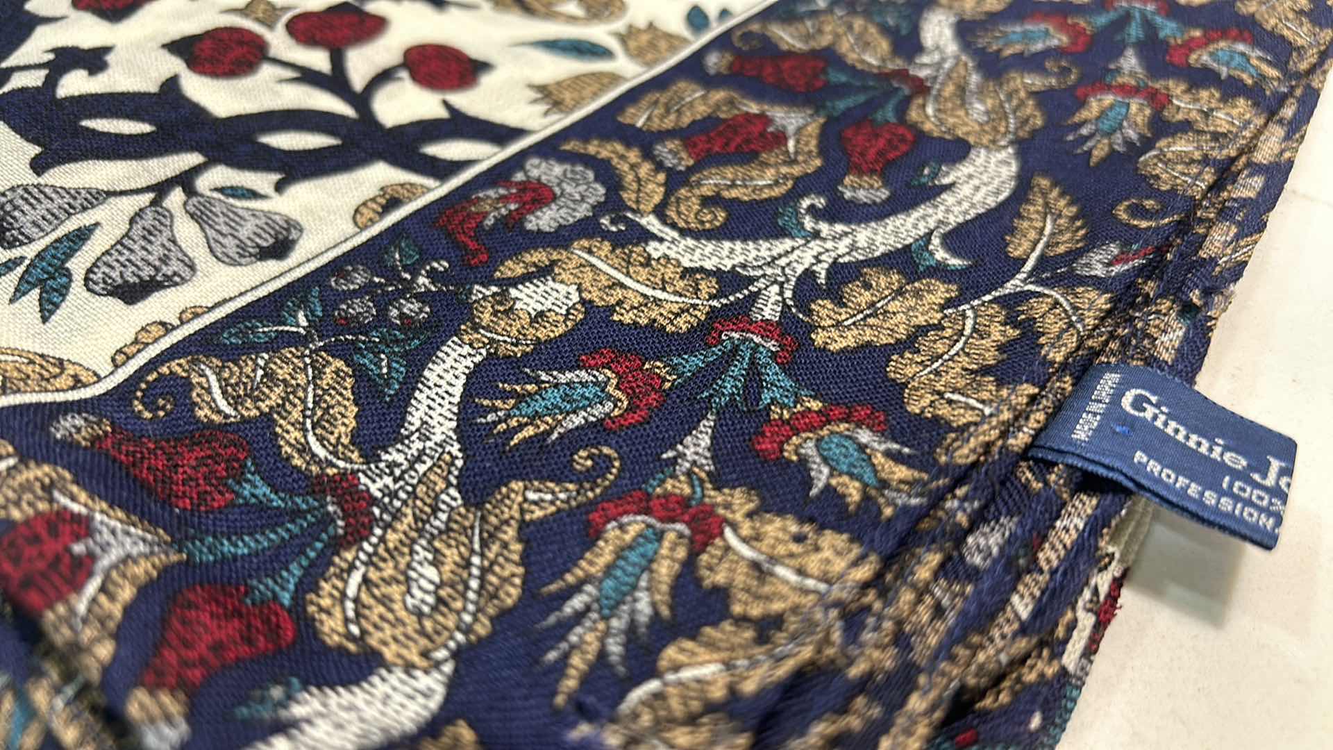 Photo 1 of 4 WOMENS FASHION SCARVES