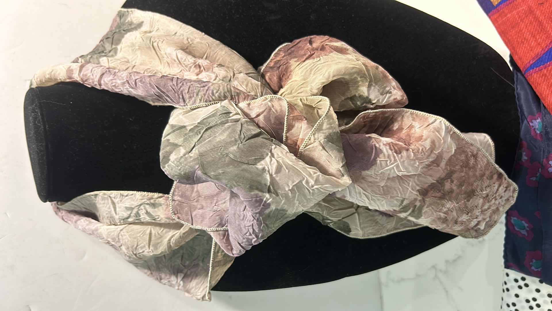 Photo 1 of 4 WOMENS FASHION SCARVES