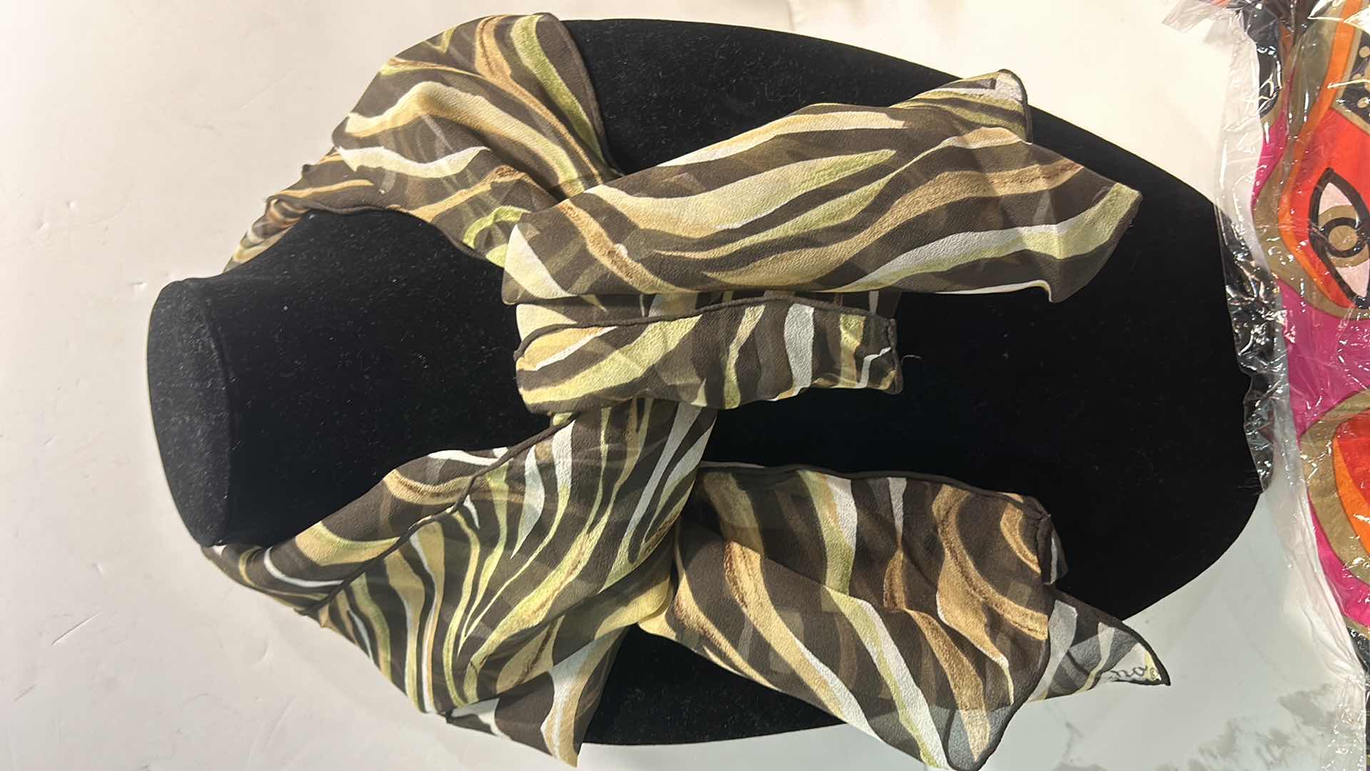 Photo 1 of 4 WOMENS FASHION SCARVES