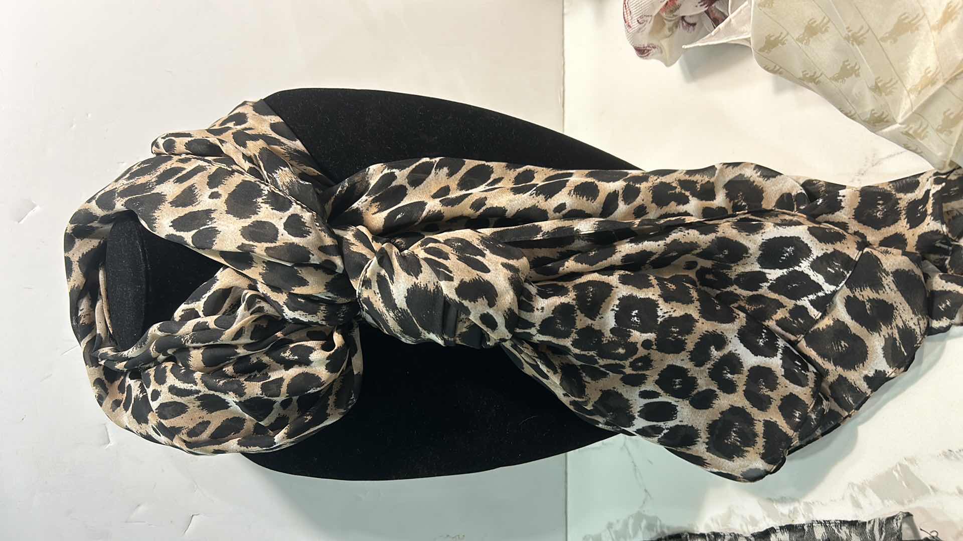 Photo 1 of 4 WOMENS FASHION SCARVES