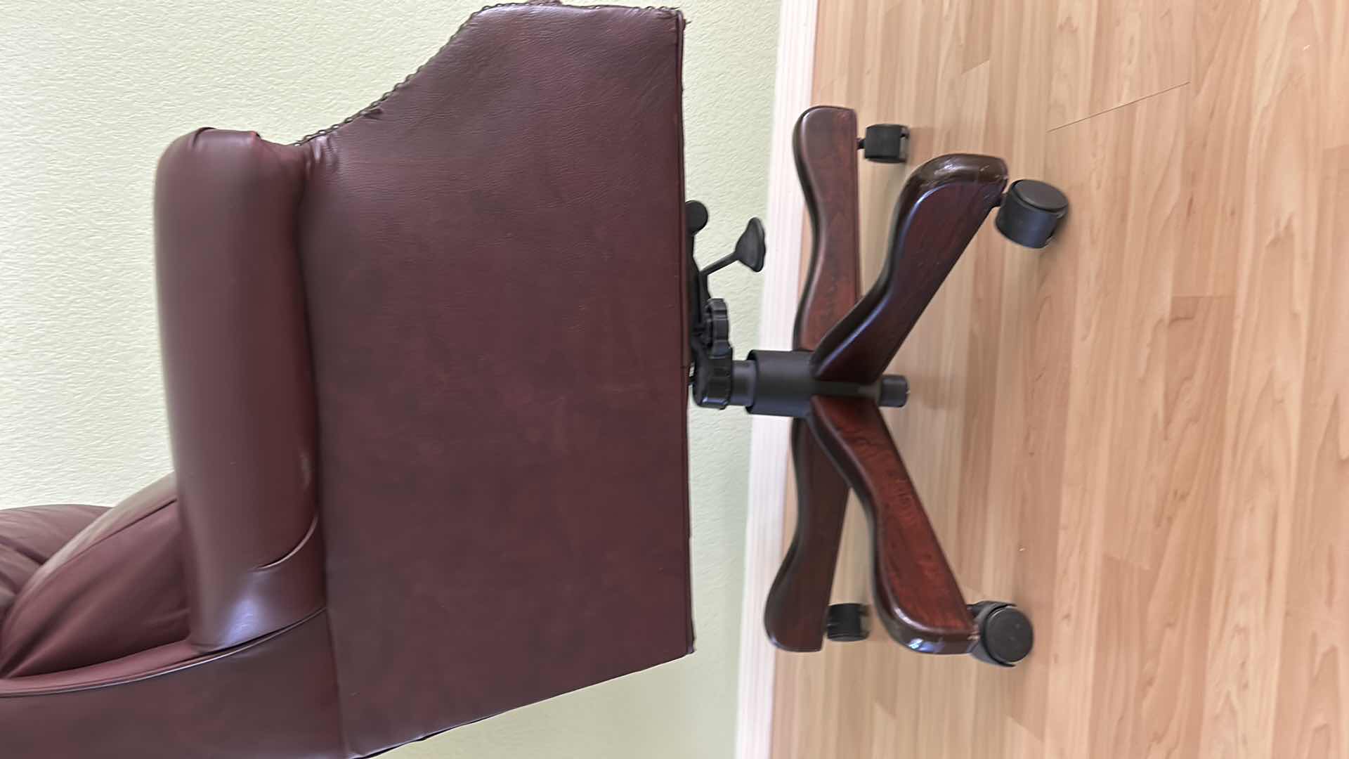 Photo 1 of EXECUTIVE LEATHER CHAIR 31” WIDE x H48.5”