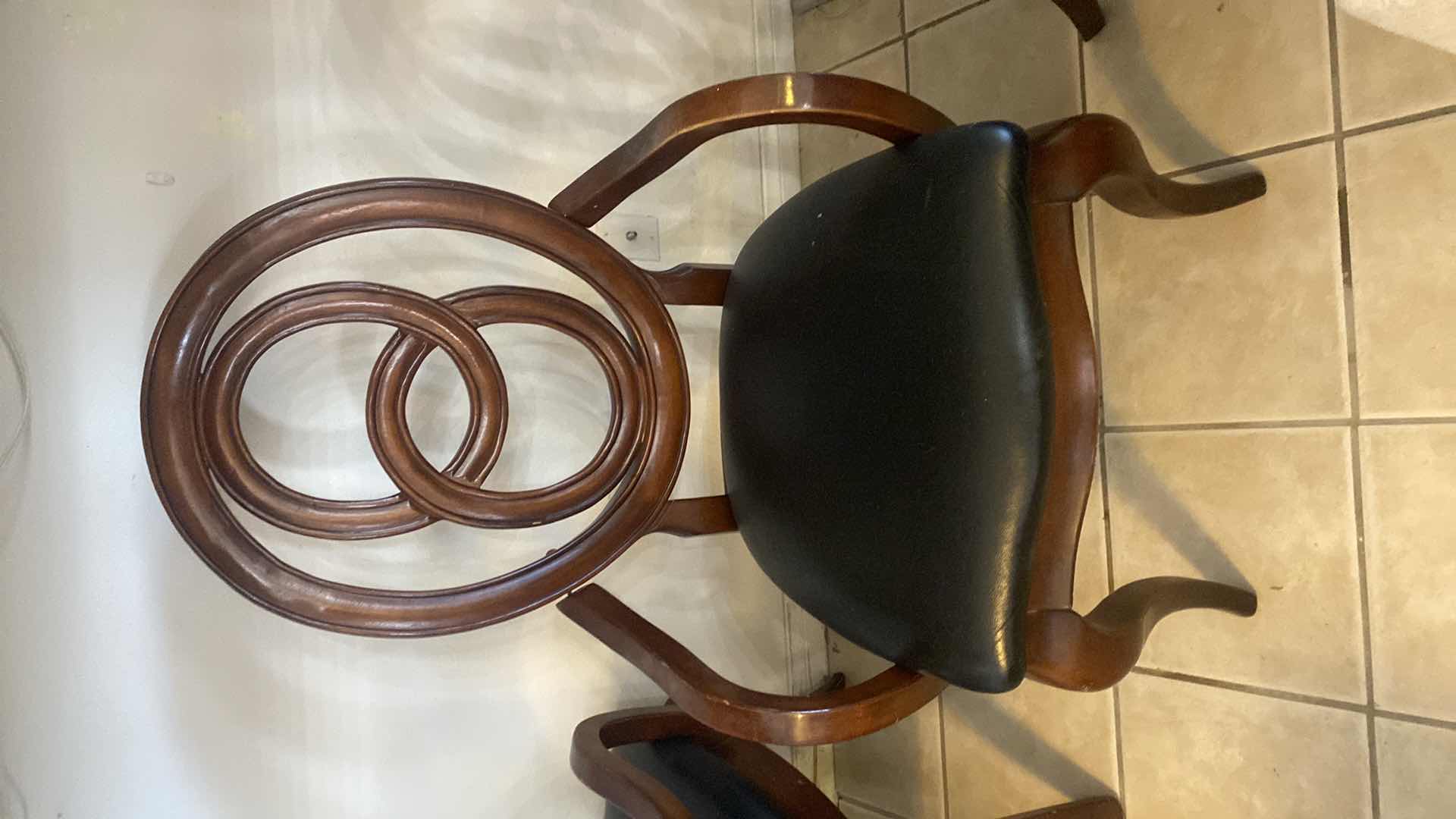 Photo 2 of 1990’s REGENCY STYLE WOOD & BONDED LEATHER ARM CHAIR