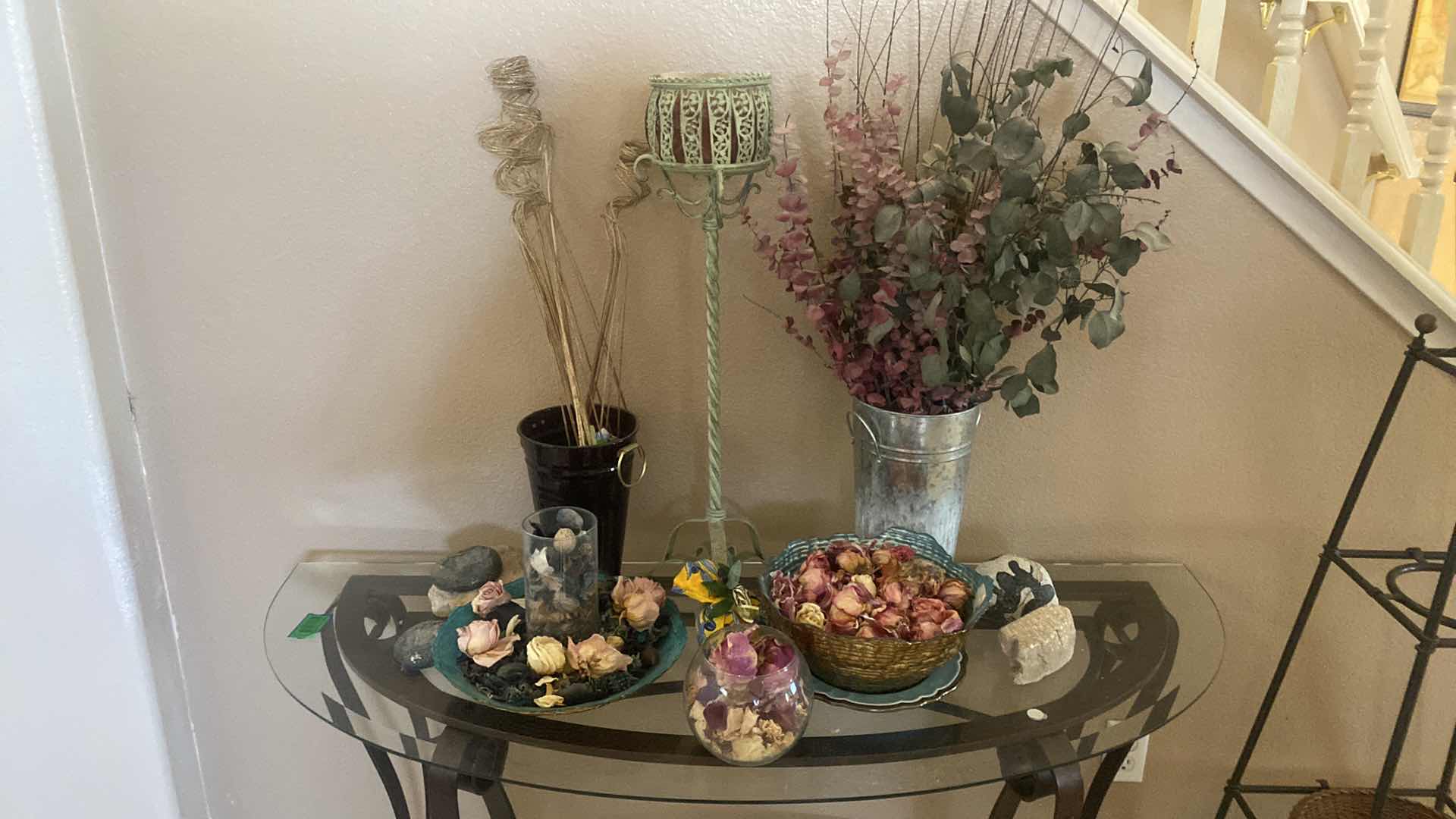 Photo 1 of 12 HOME DECOR - CANDLE H28”, FLORALS & ROCKS