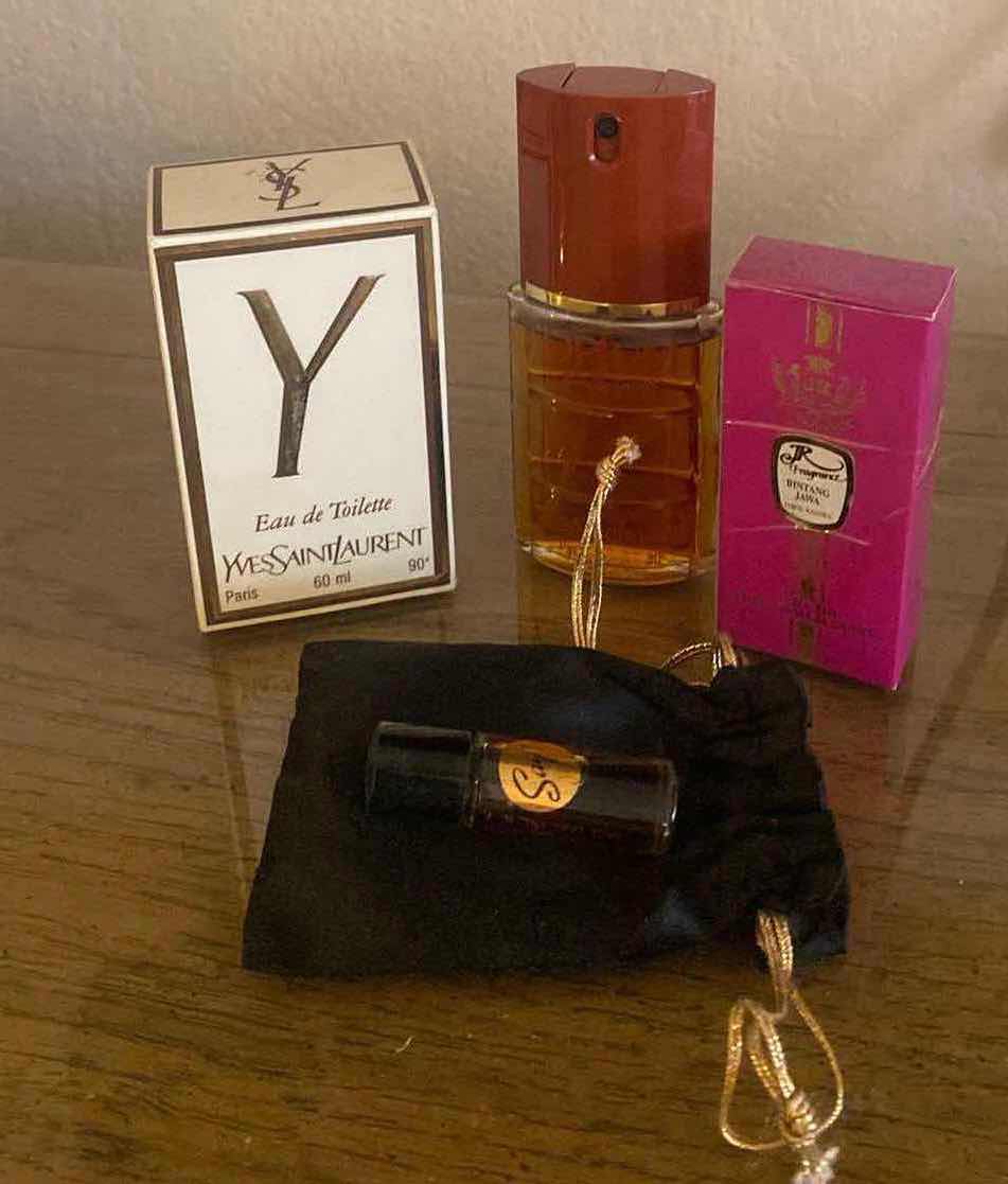 Photo 1 of 4 WOMENS COLOGNES