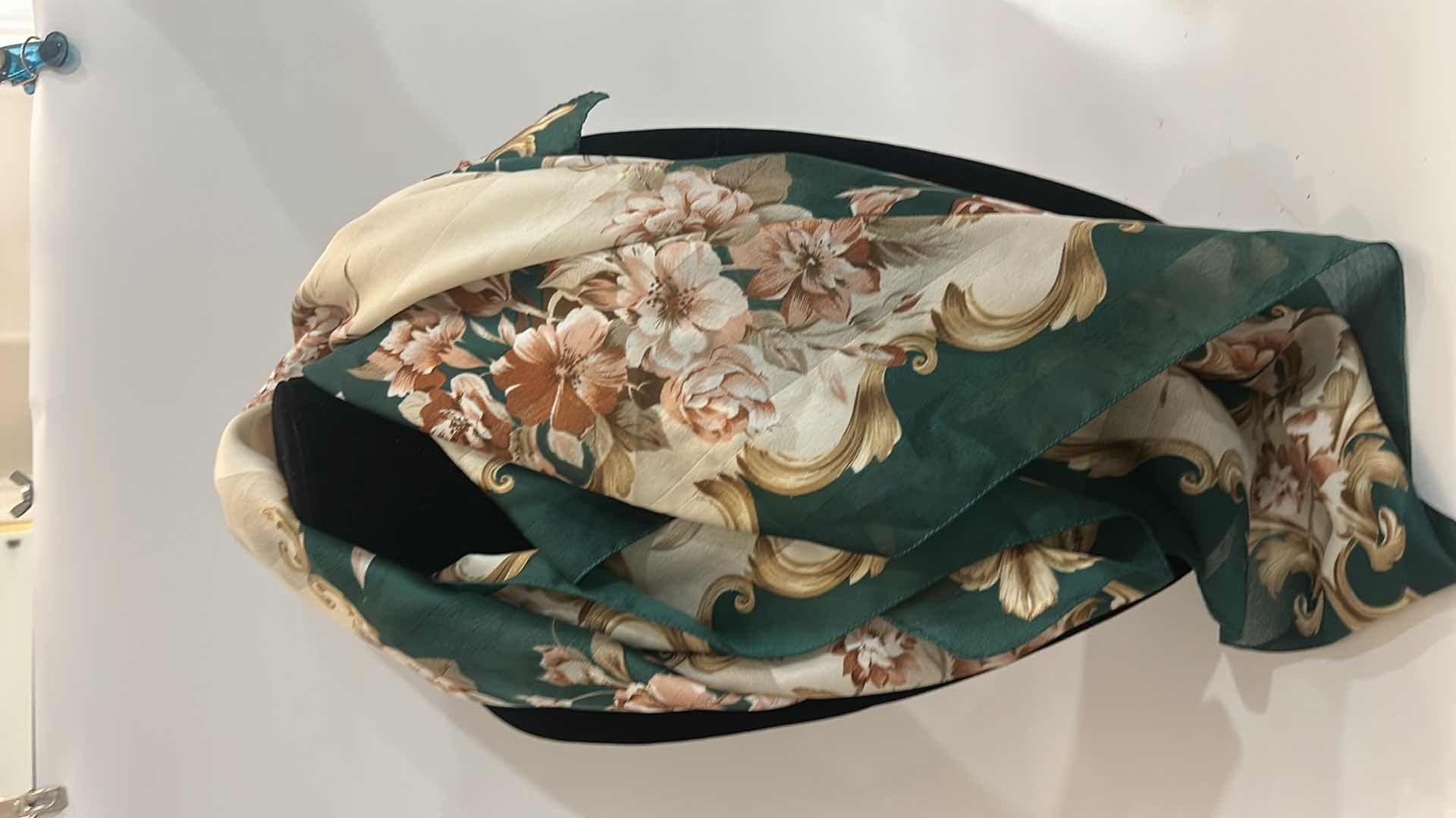 Photo 1 of 5 WOMEN SCARVES AND SHOULDER WRAPS