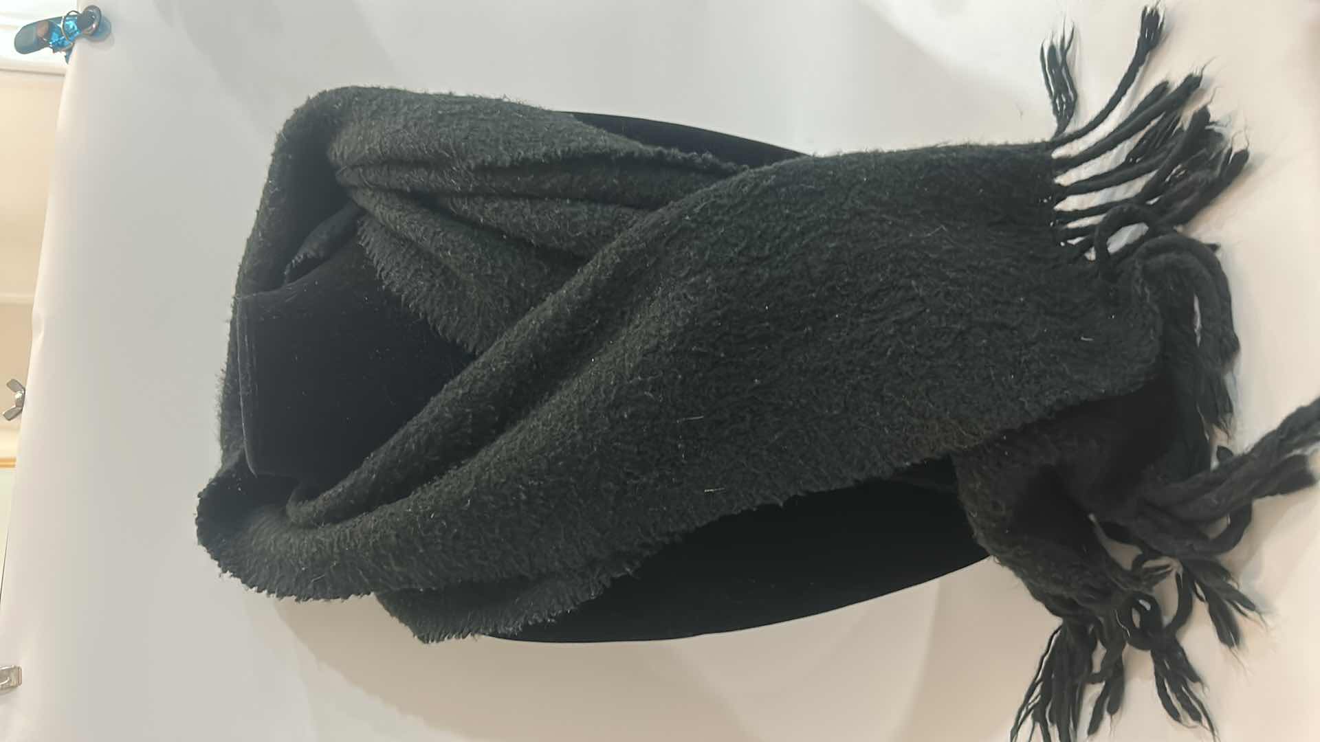 Photo 1 of 5 WOMEN SCARVES AND SHOULDER WRAPS