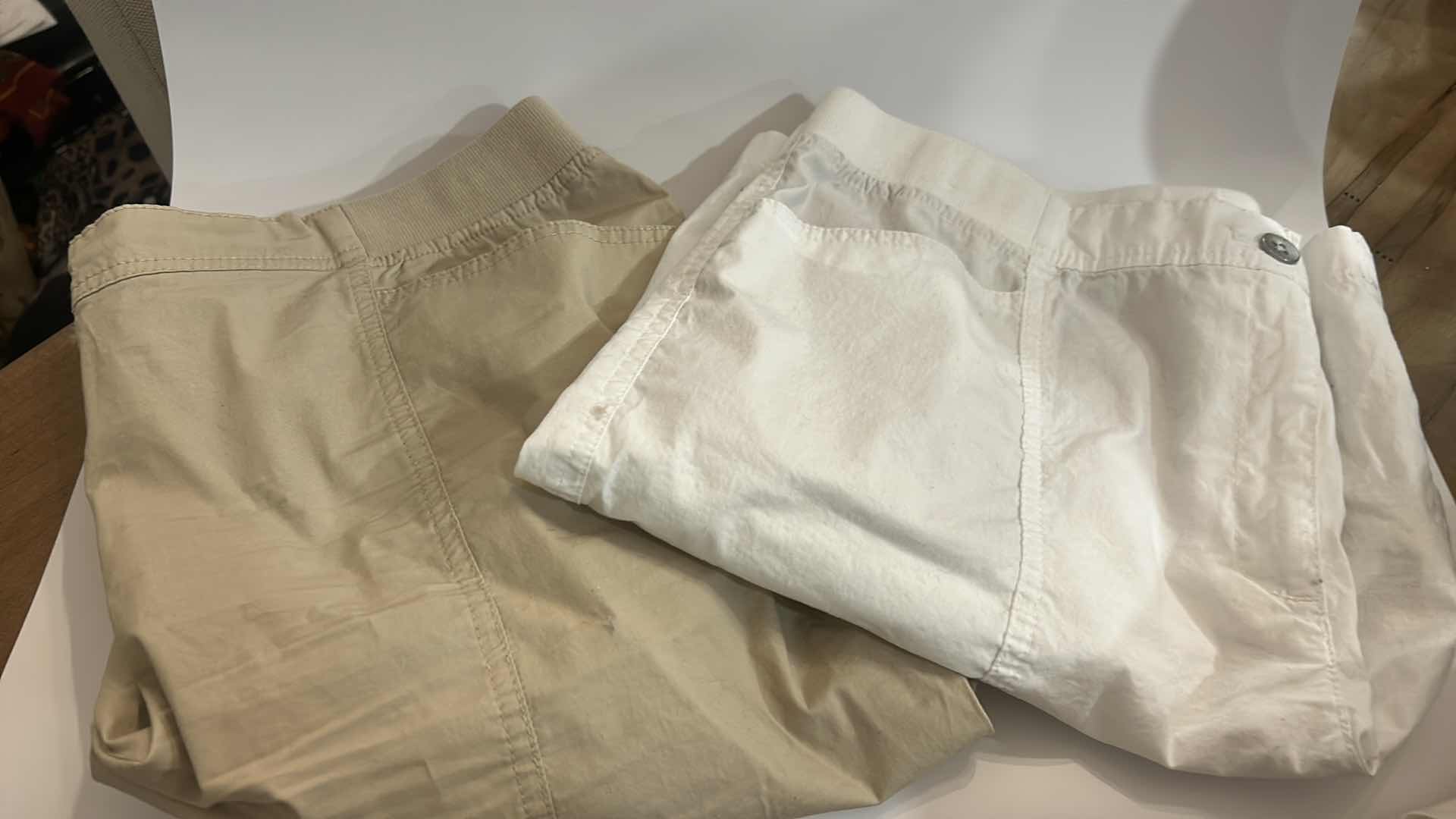 Photo 1 of 10 PC WOMENSWEAR, SIZE  L, XL