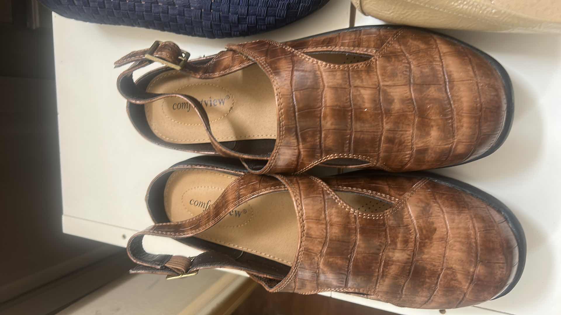 Photo 1 of 4 PAIRS WOMENS SHOES 8.5