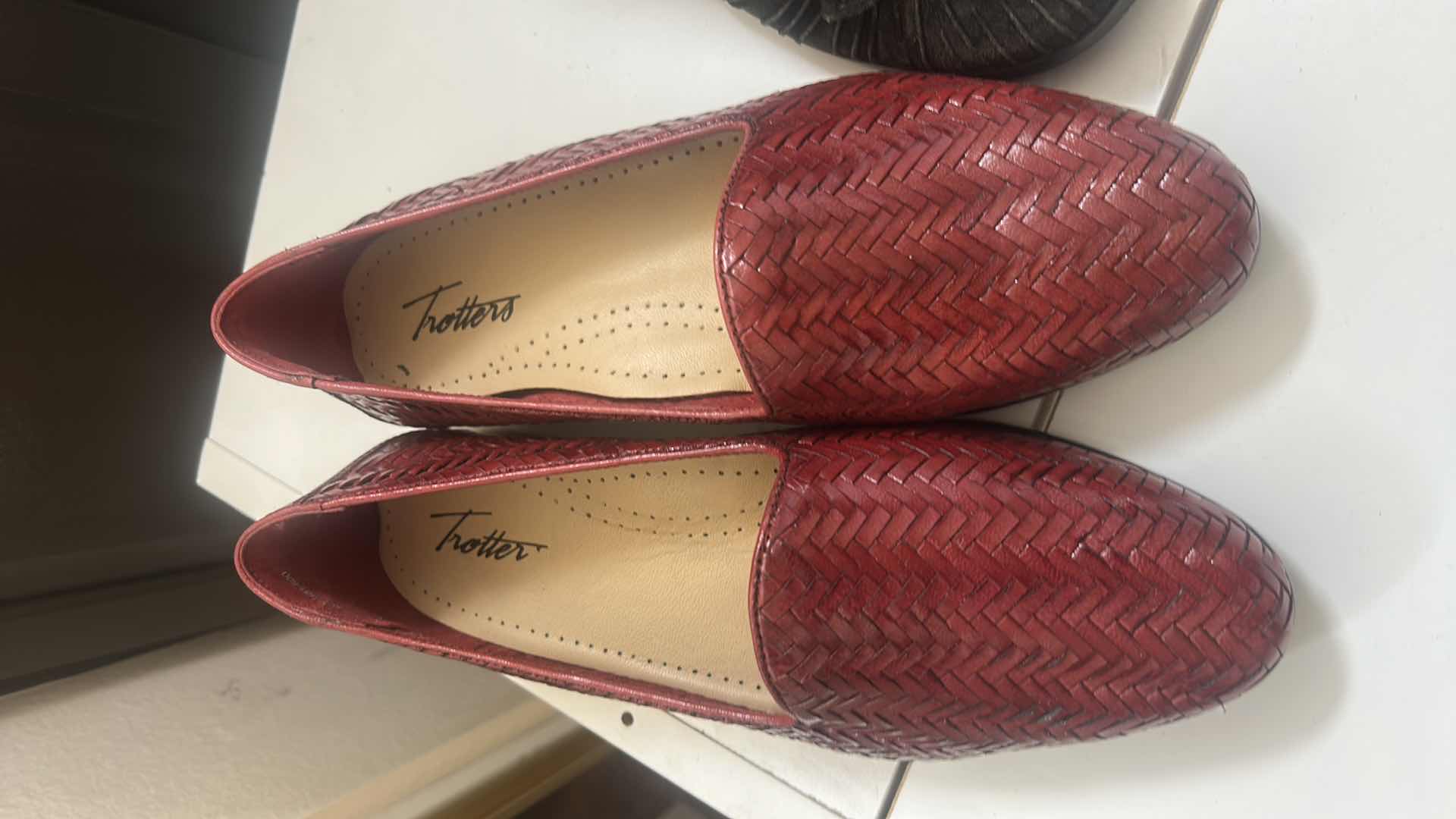 Photo 1 of 4 PAIRS WOMENS SHOES SIZE 8.5