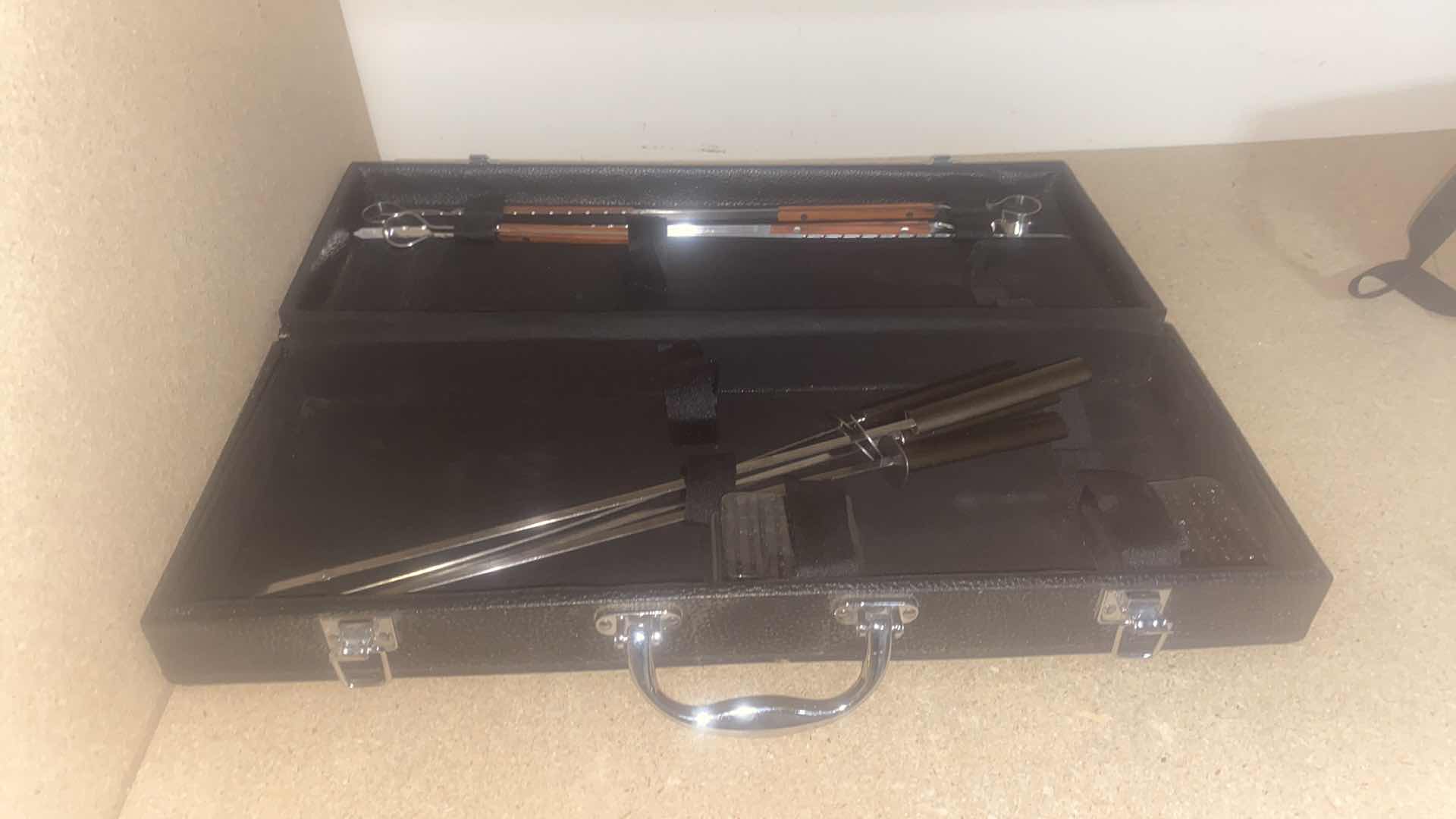 Photo 2 of CUISINART BOXED SKEWER SET