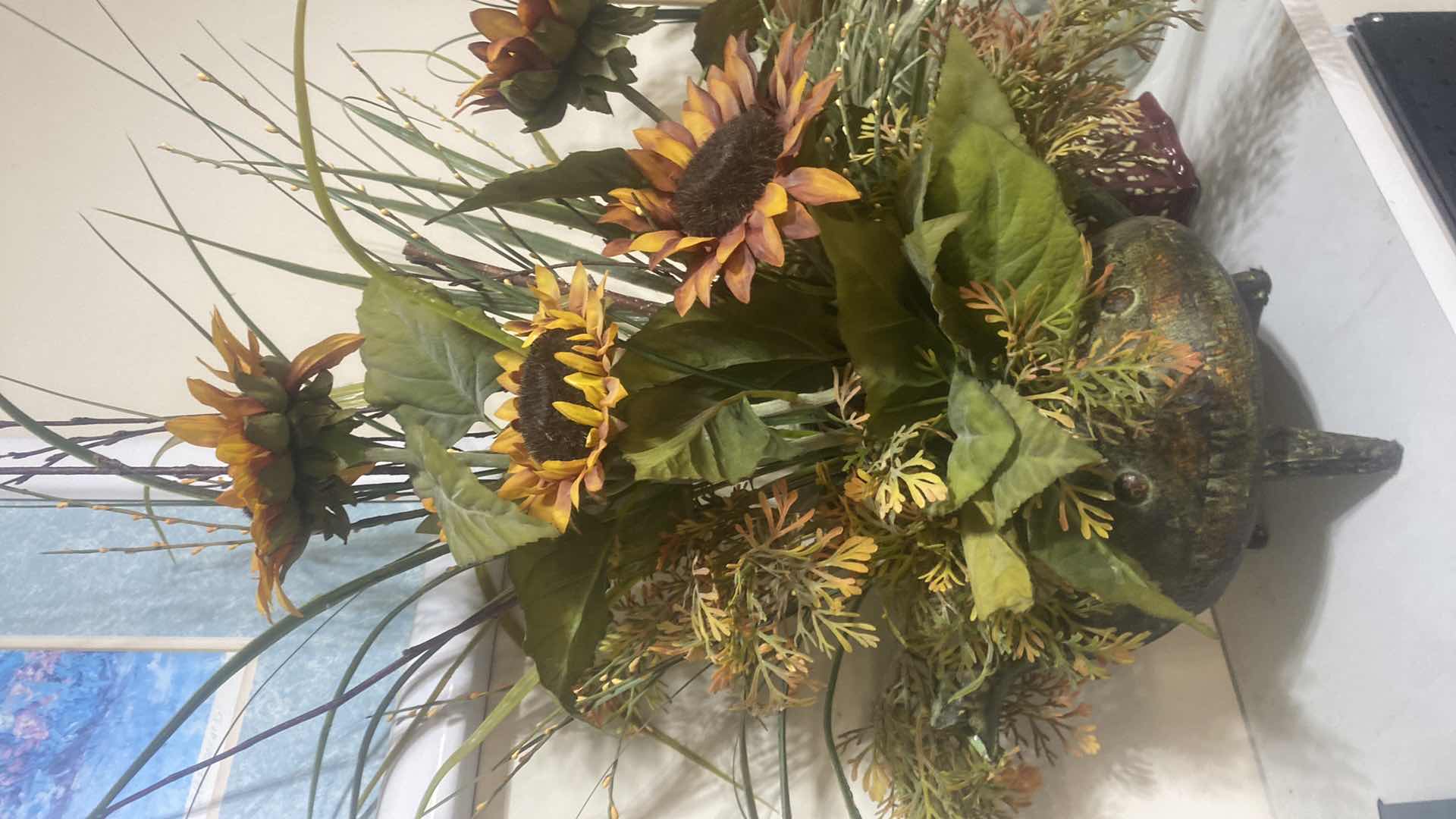 Photo 4 of FAUX FLORAL & VASES TALLEST H29”